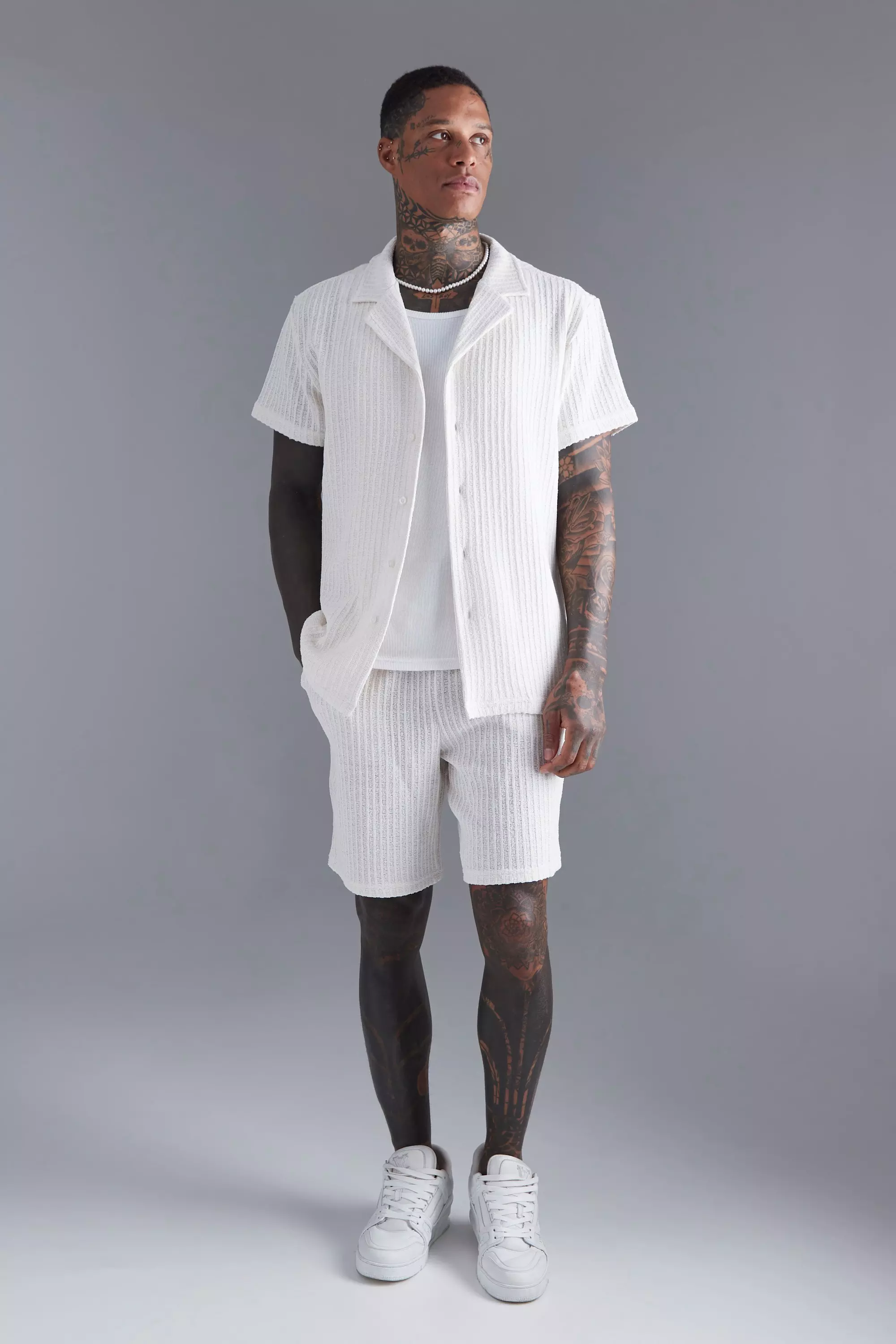 boohooMAN Men's Short Sleeve Revere Textured Shirt