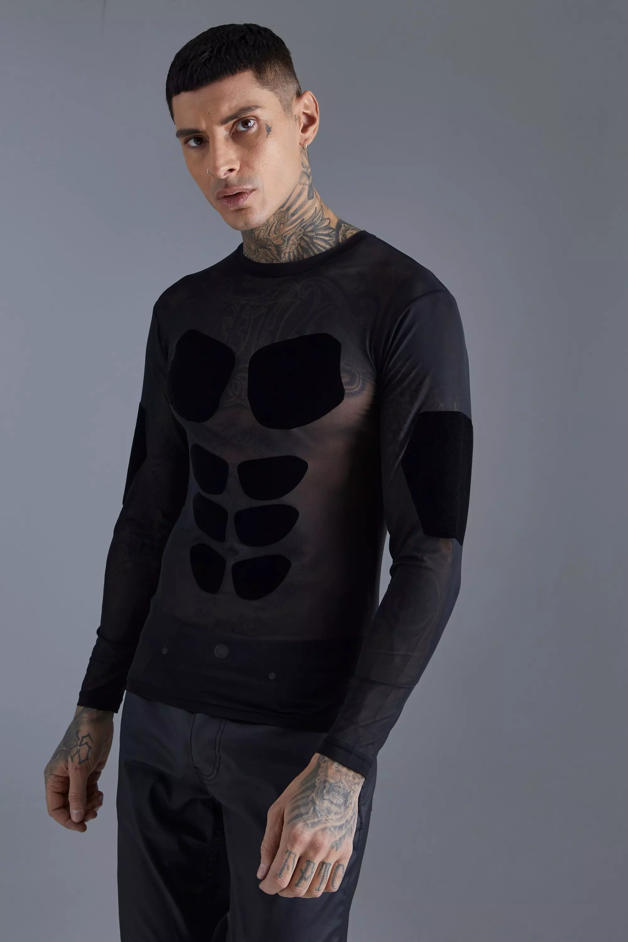 boohooMAN Men's Mesh Muscle Fit Graphic Long Sleeve T-Shirt