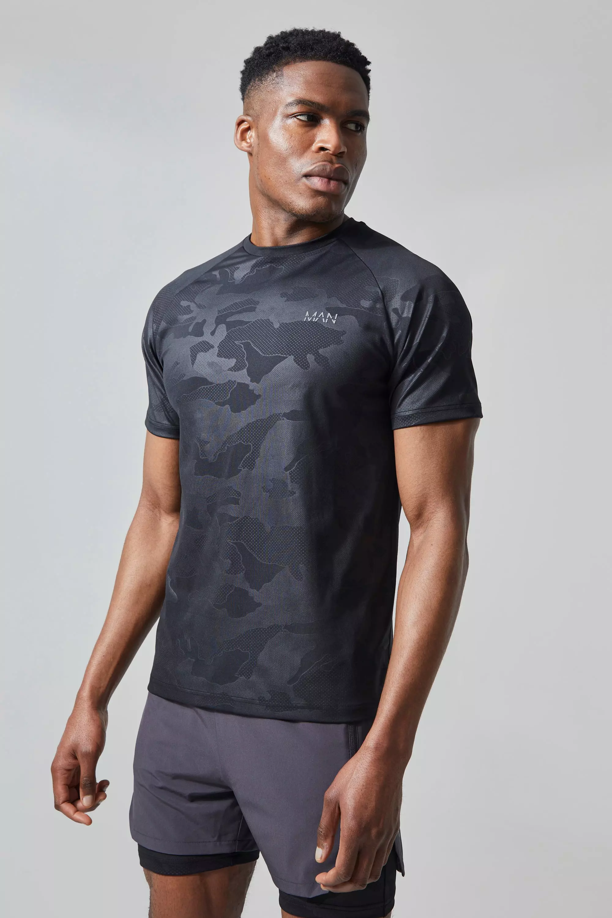 Men's Under Armour T-Shirts: Top Off Your Active Look