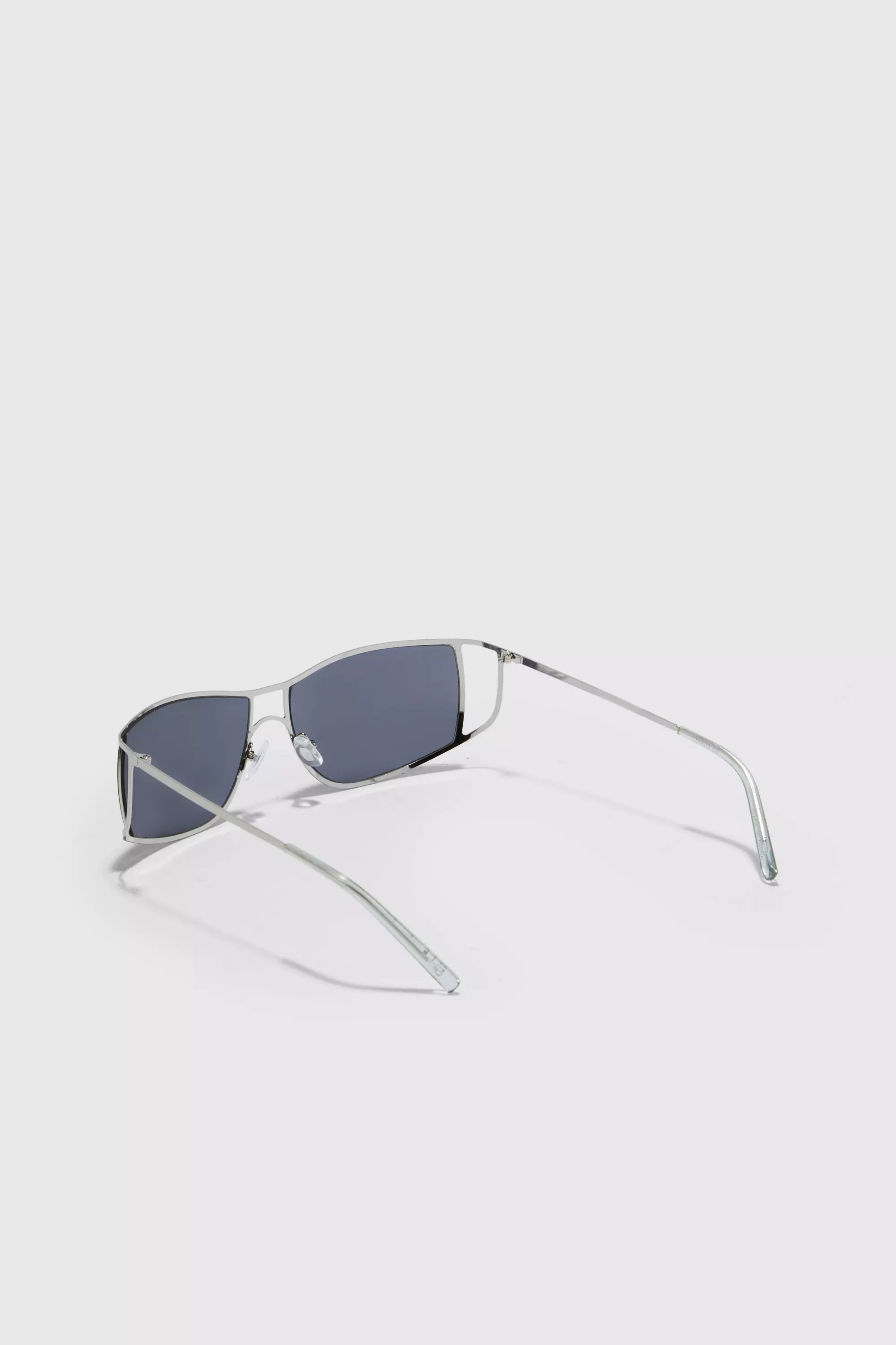 Metal wrap-around sunglasses