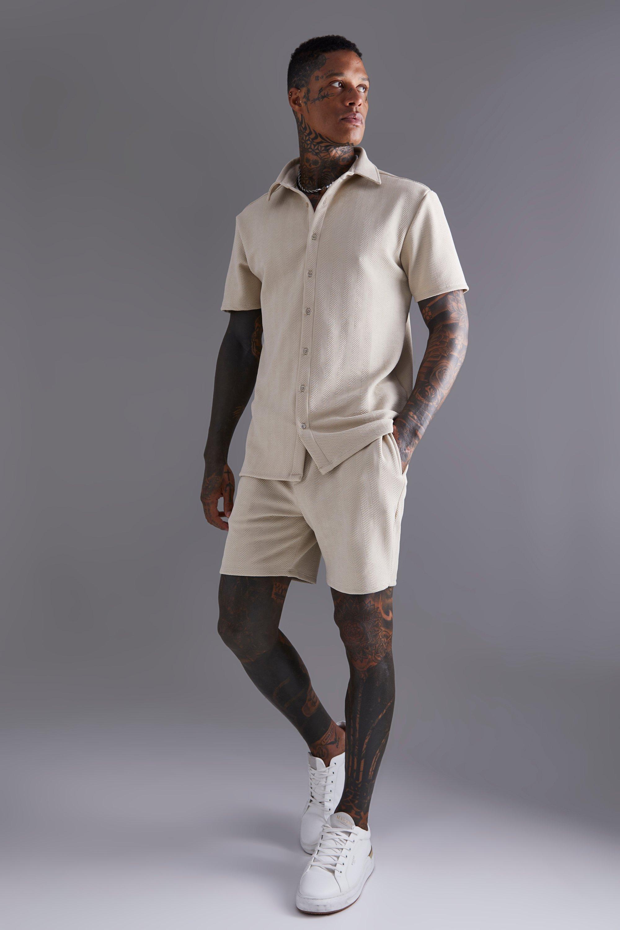 Image of Set camicia a maniche corte in jersey a spina di pesce & pantaloncini, Beige