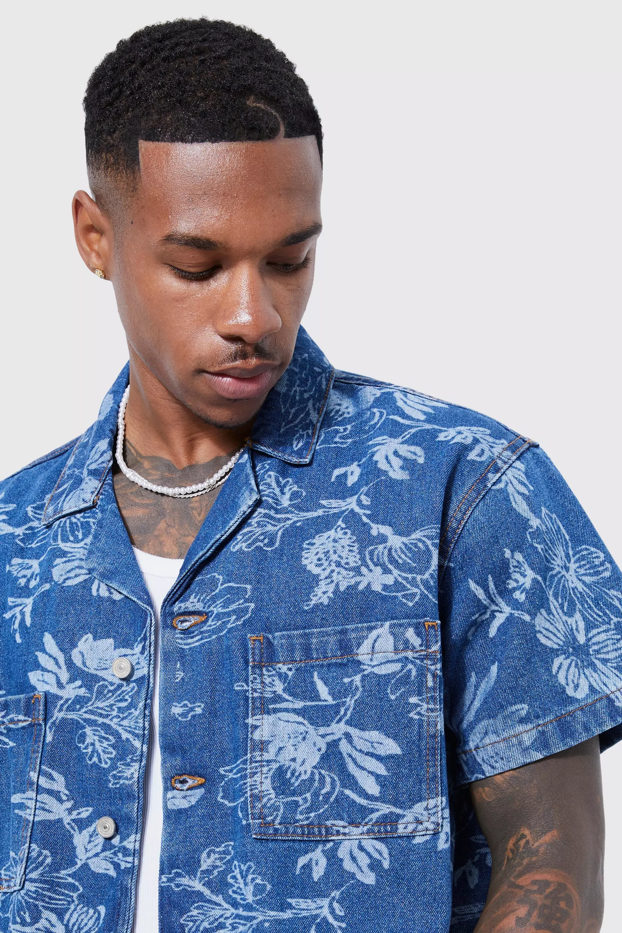 Blue Printed Short Sleeves Denim Shirt|296667801