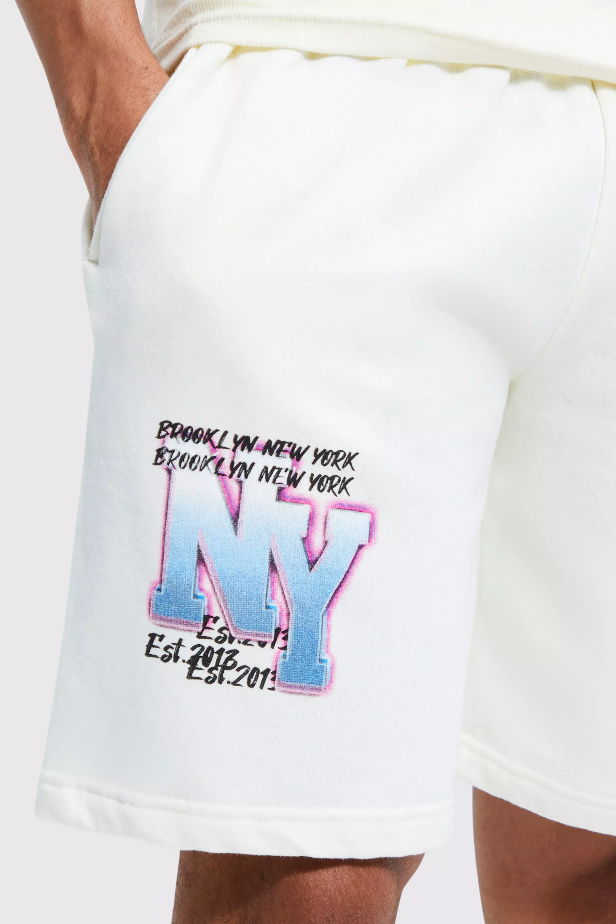 Loose New York Graphic Sweat Shorts boohooMAN USA