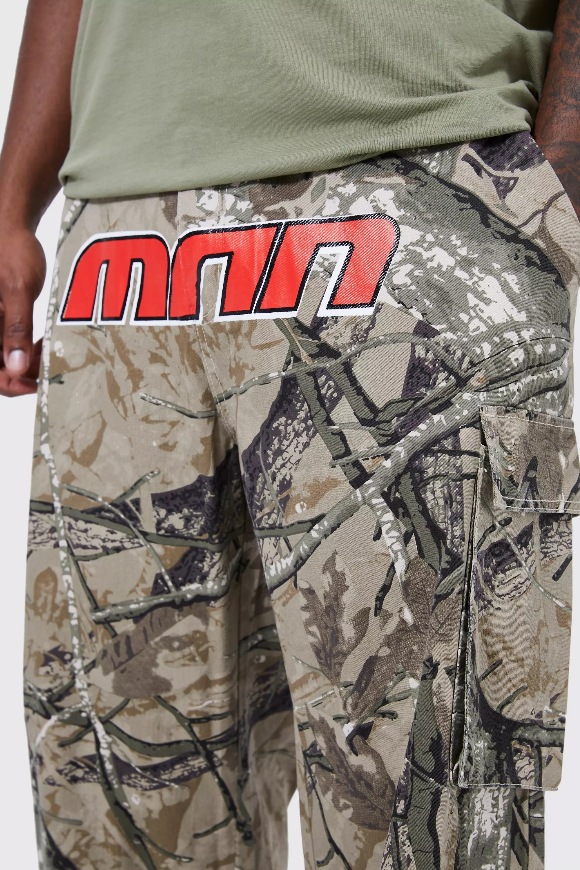 Relaxed Camo Cargo Pants