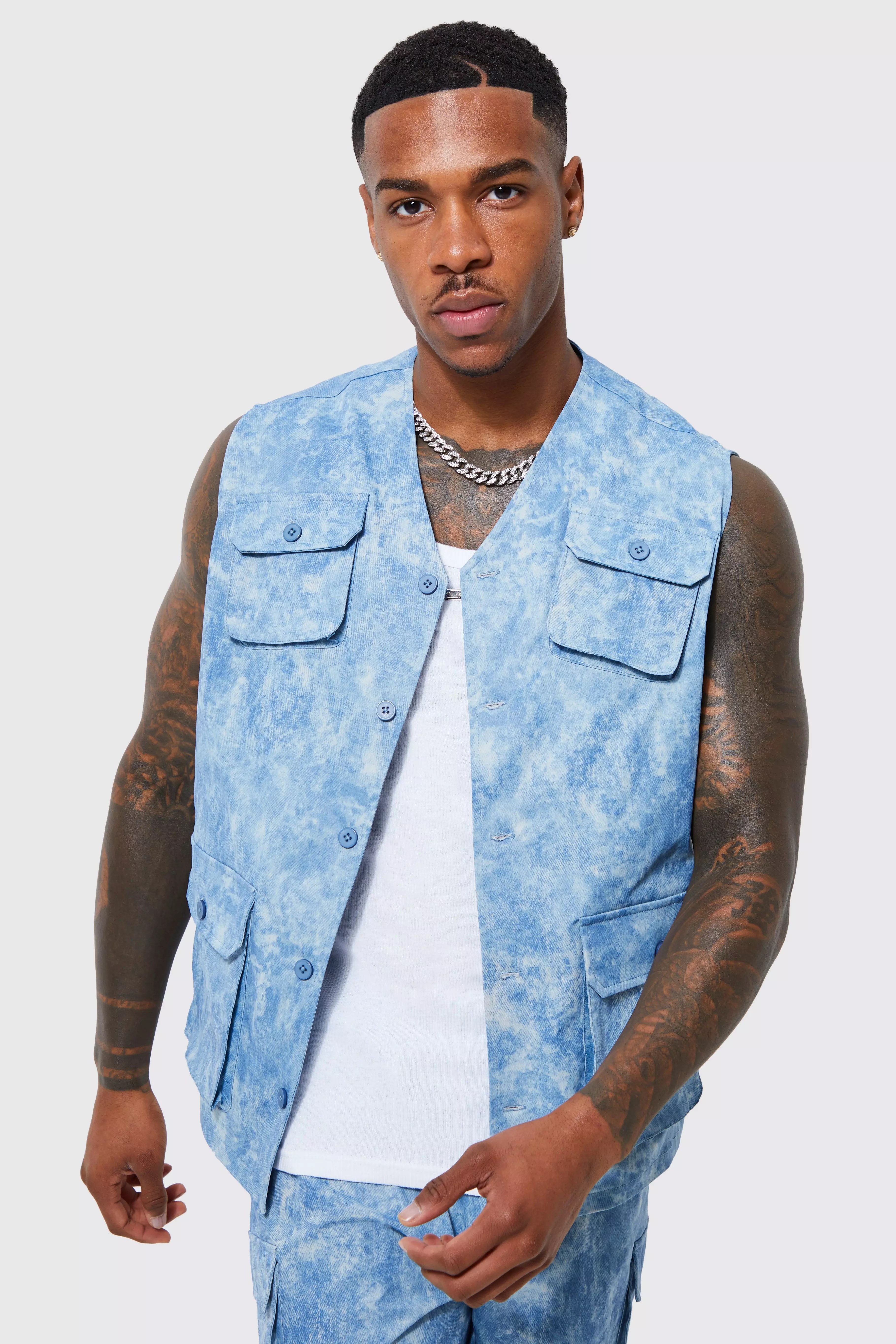 Designer Sleeveless Denim Cargo Vest With Pockets And Side Buckle