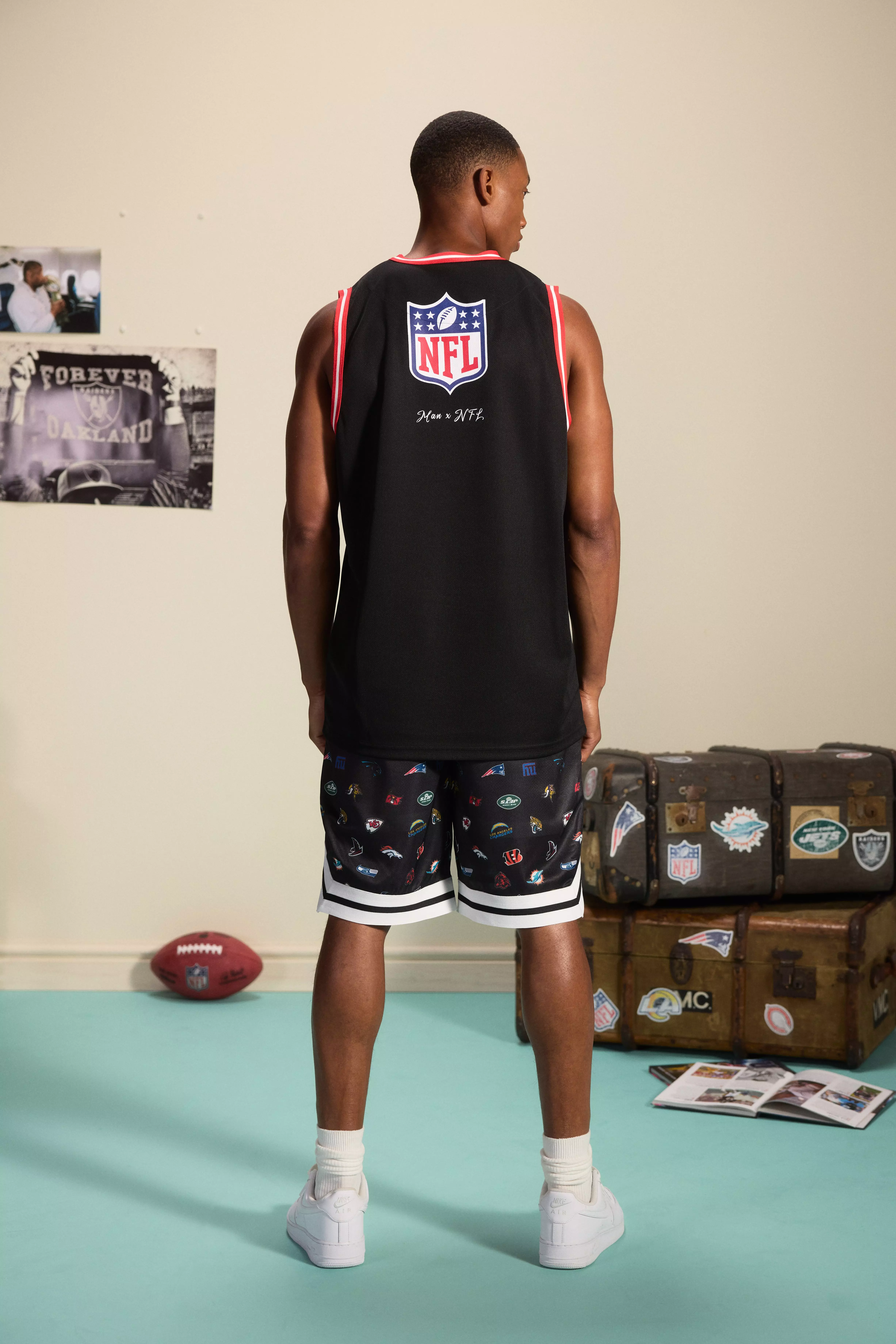 Short Loose Mesh Nfl Raiders Tape Hem Short