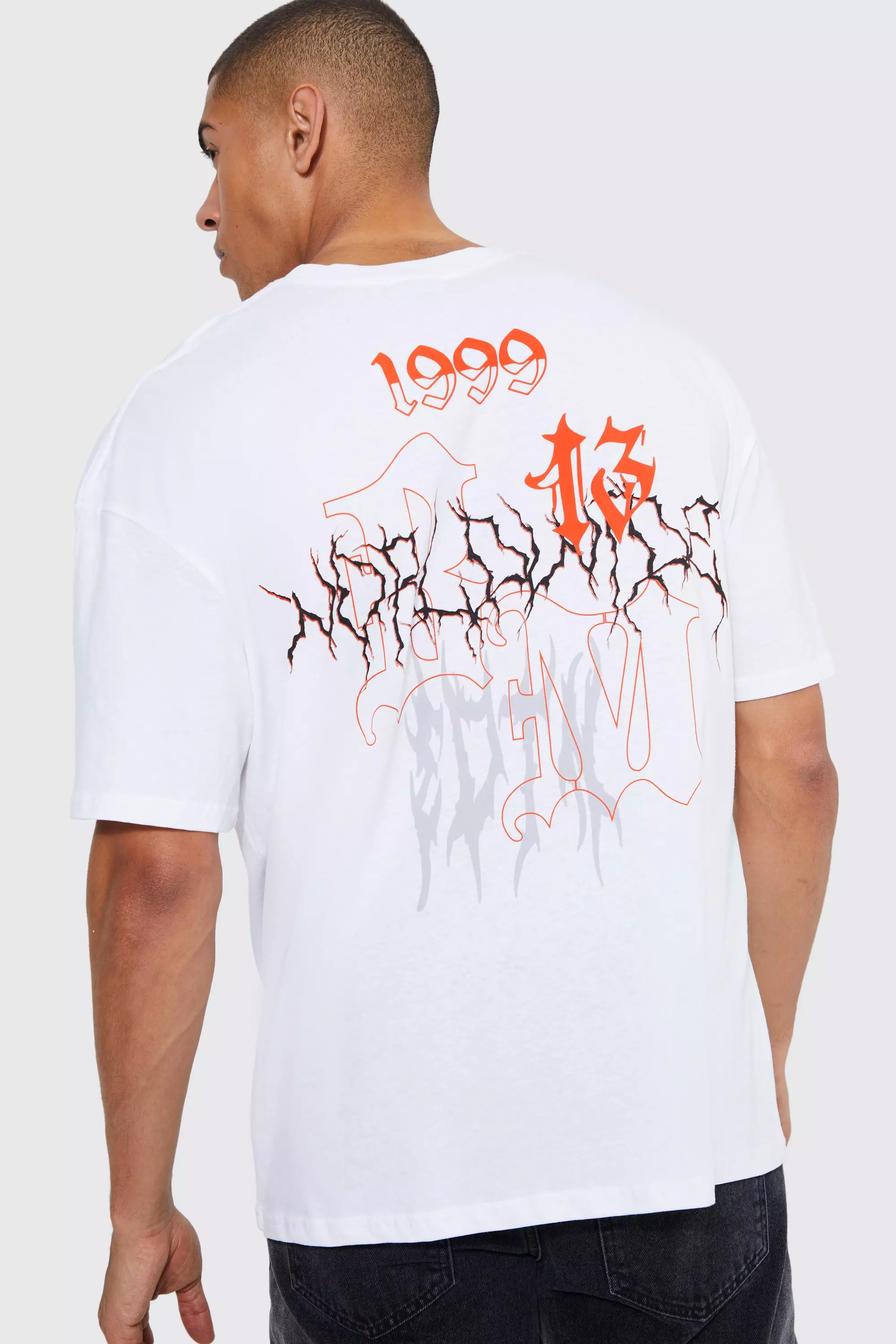 Boohoo Man Mens Black Oversized Extended Neck Graffiti T Shirt & Shorts Set  Sz L