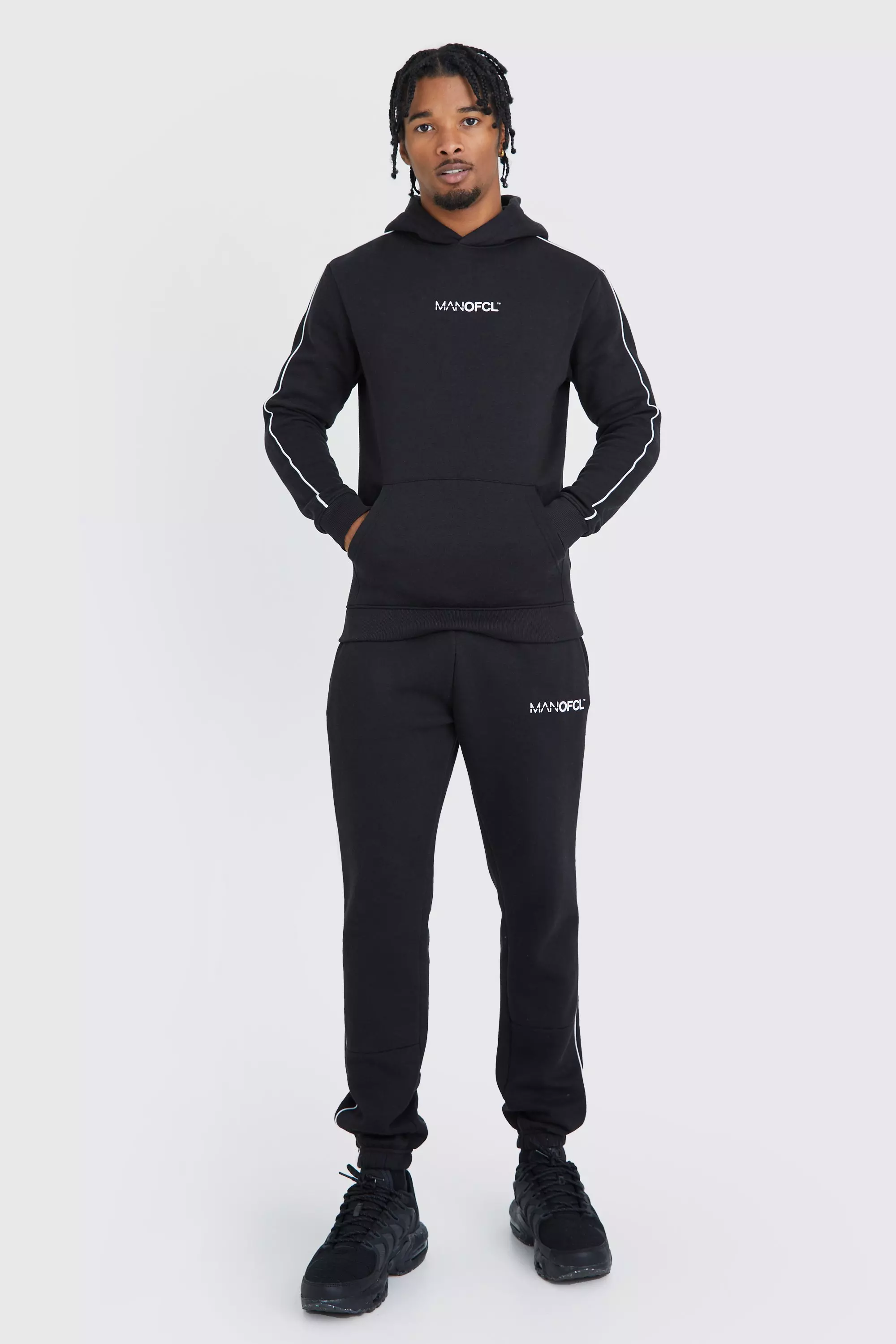 Muscle fit best sale tracksuit mens