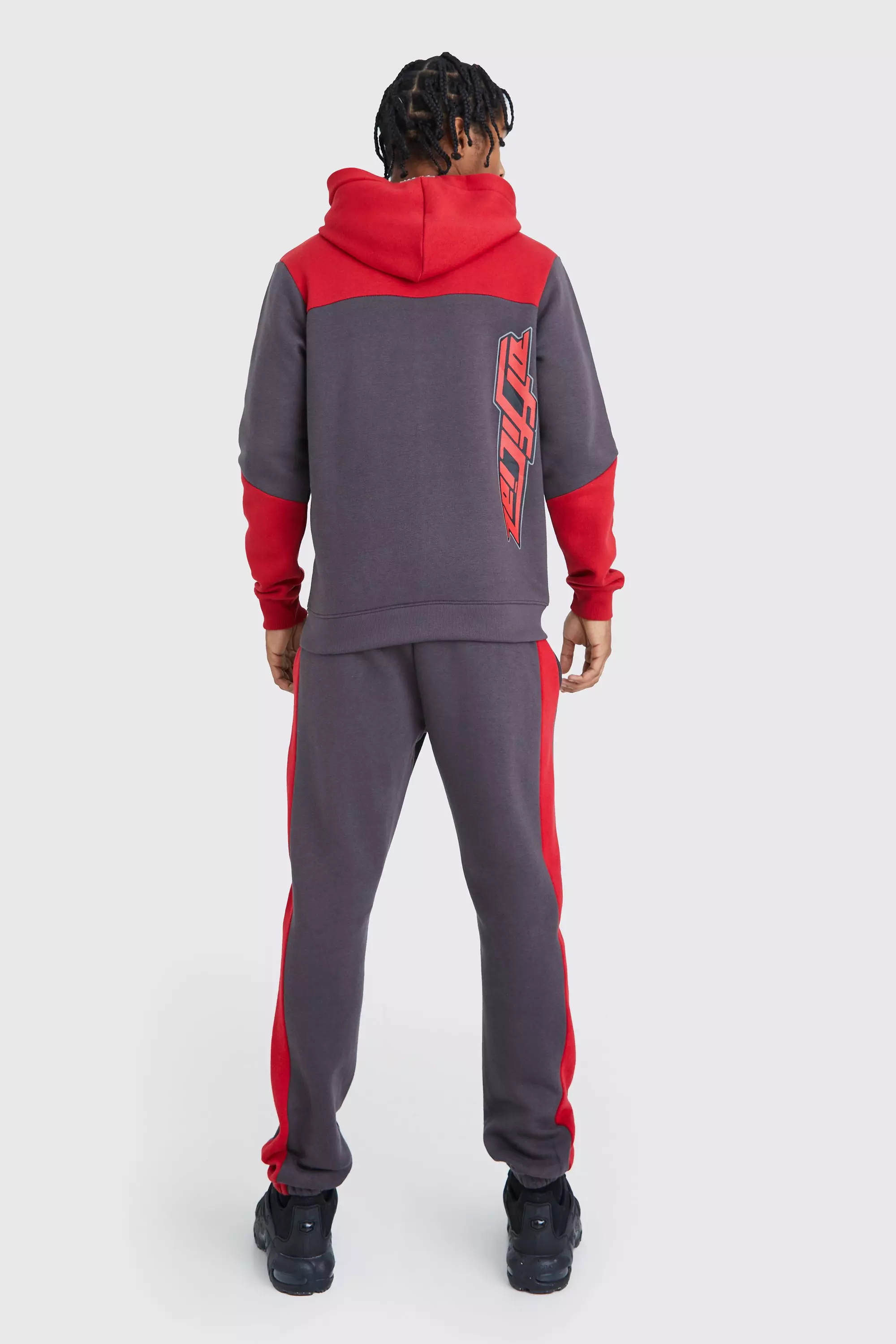 Boys skinny best sale fit tracksuit