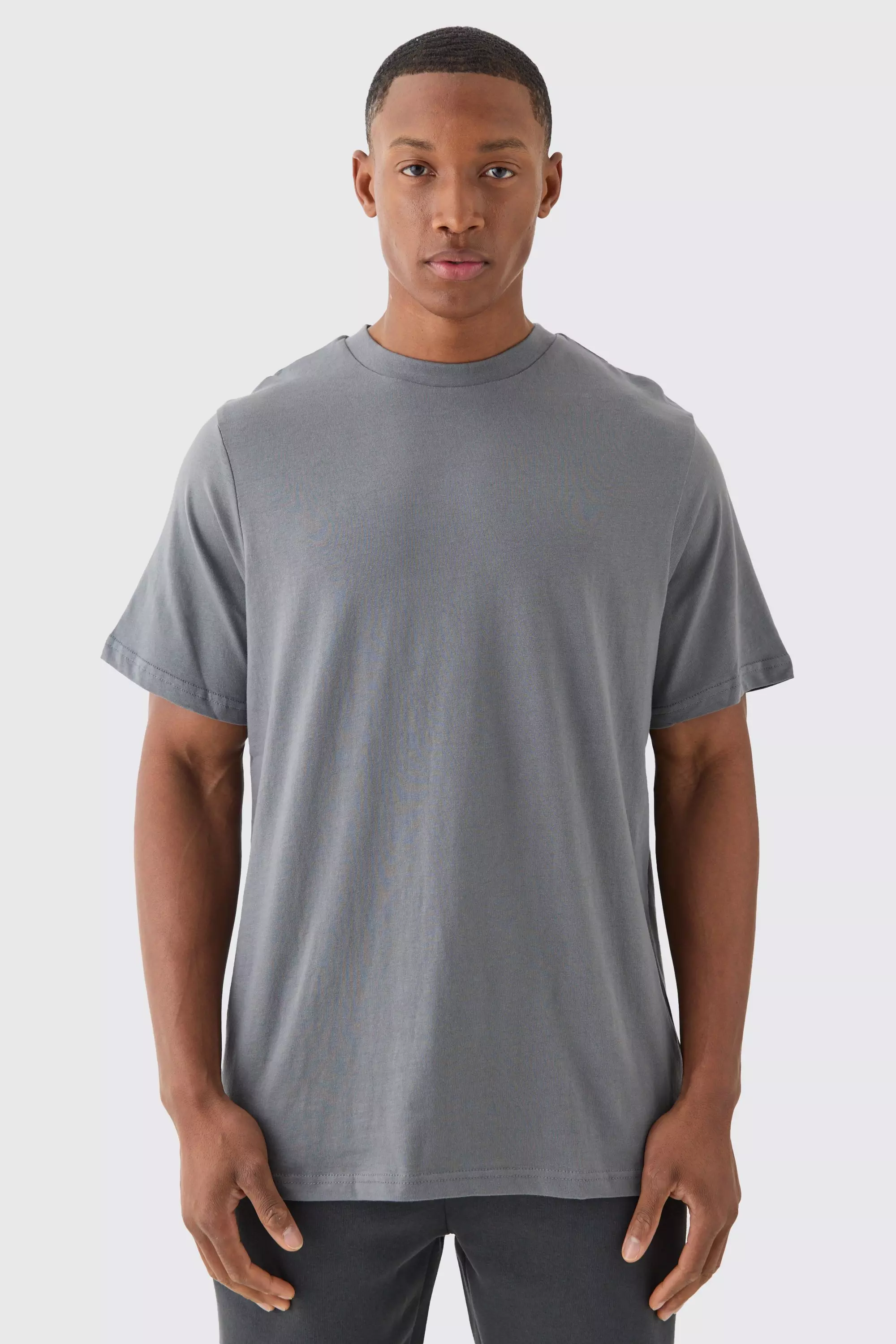 Basic crew discount neck t shirt