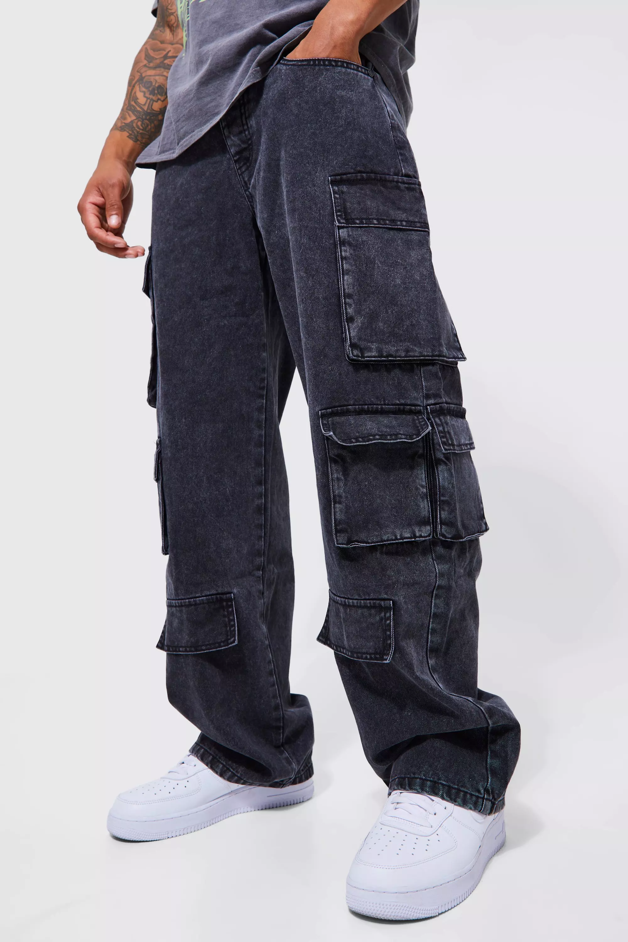 MEN'S CARGO IN Jeans