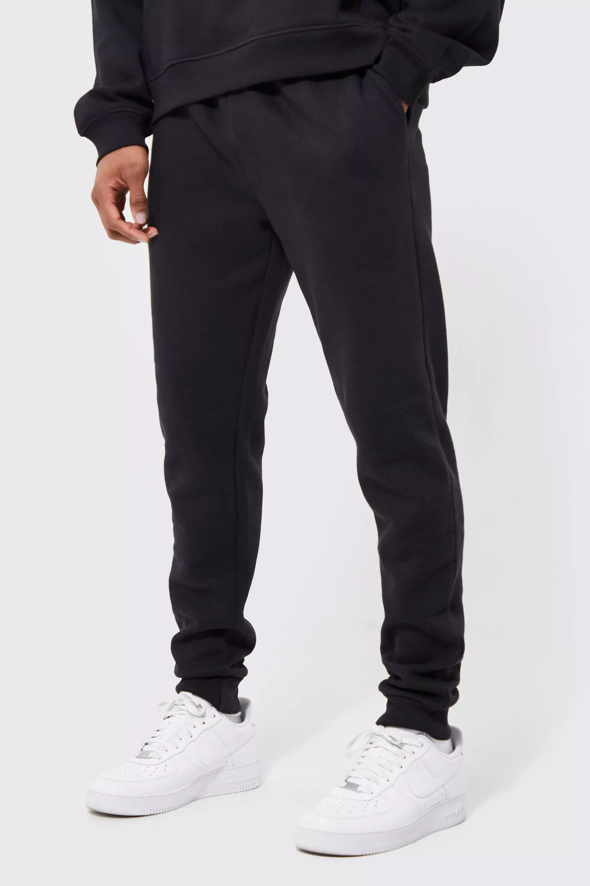 Black best sale basic joggers