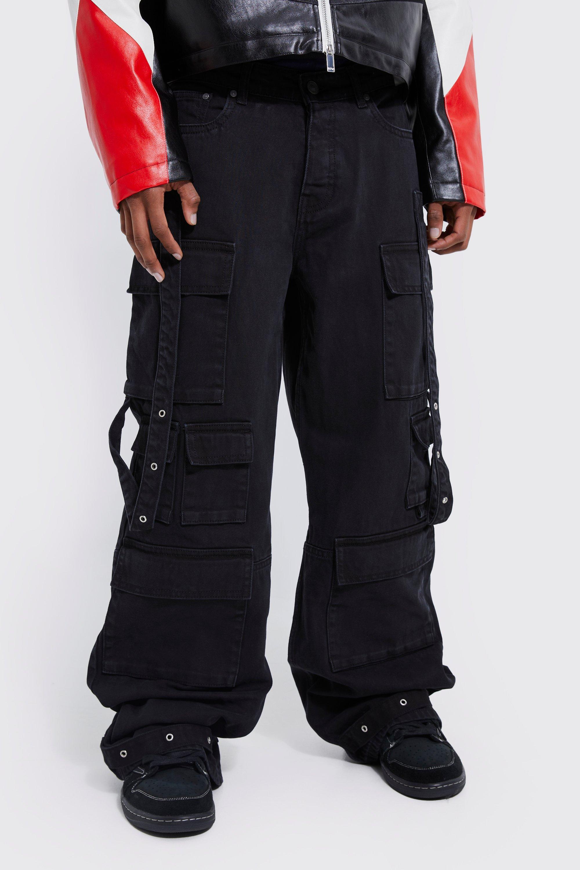 Image of Jeans a zampa extra comodi in denim rigido con tasche multiple, Nero