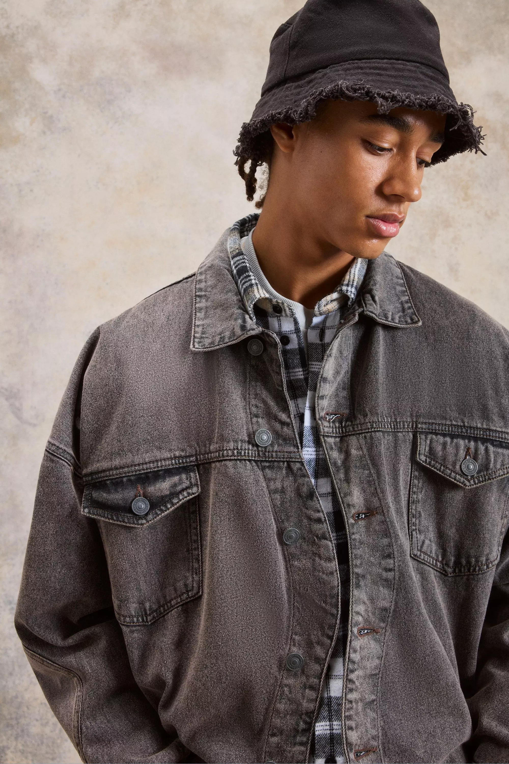 Oversized denim jacket hot sale urban outfitters