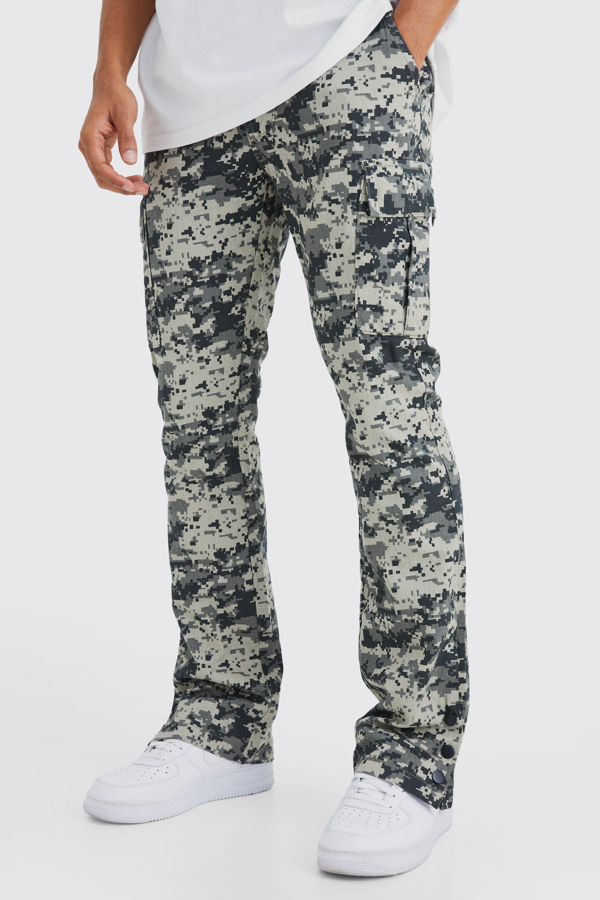 Image of Pantaloni Cargo Slim Fit in fantasia militare con bottoni a pressione sul fondo, Grigio