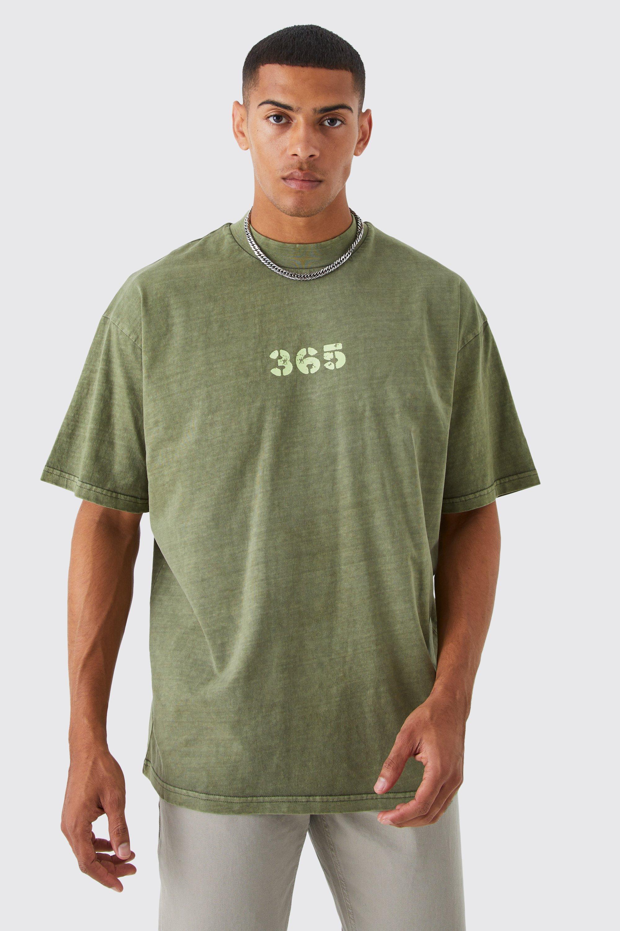 Image of T-shirt oversize pesante slavata con stemma, Verde