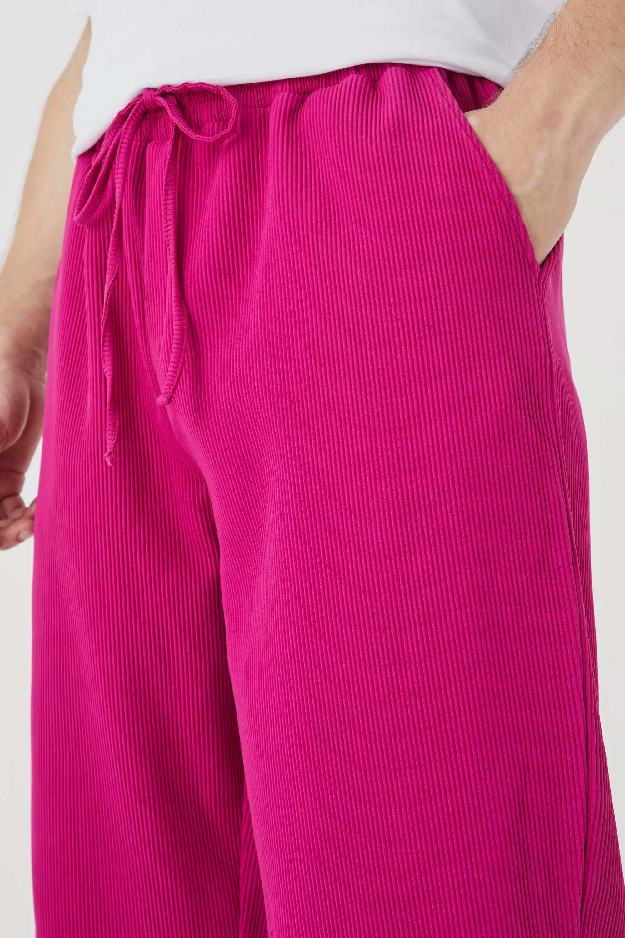 Tall Elastic Waist Relaxed Fit Pleated Pants