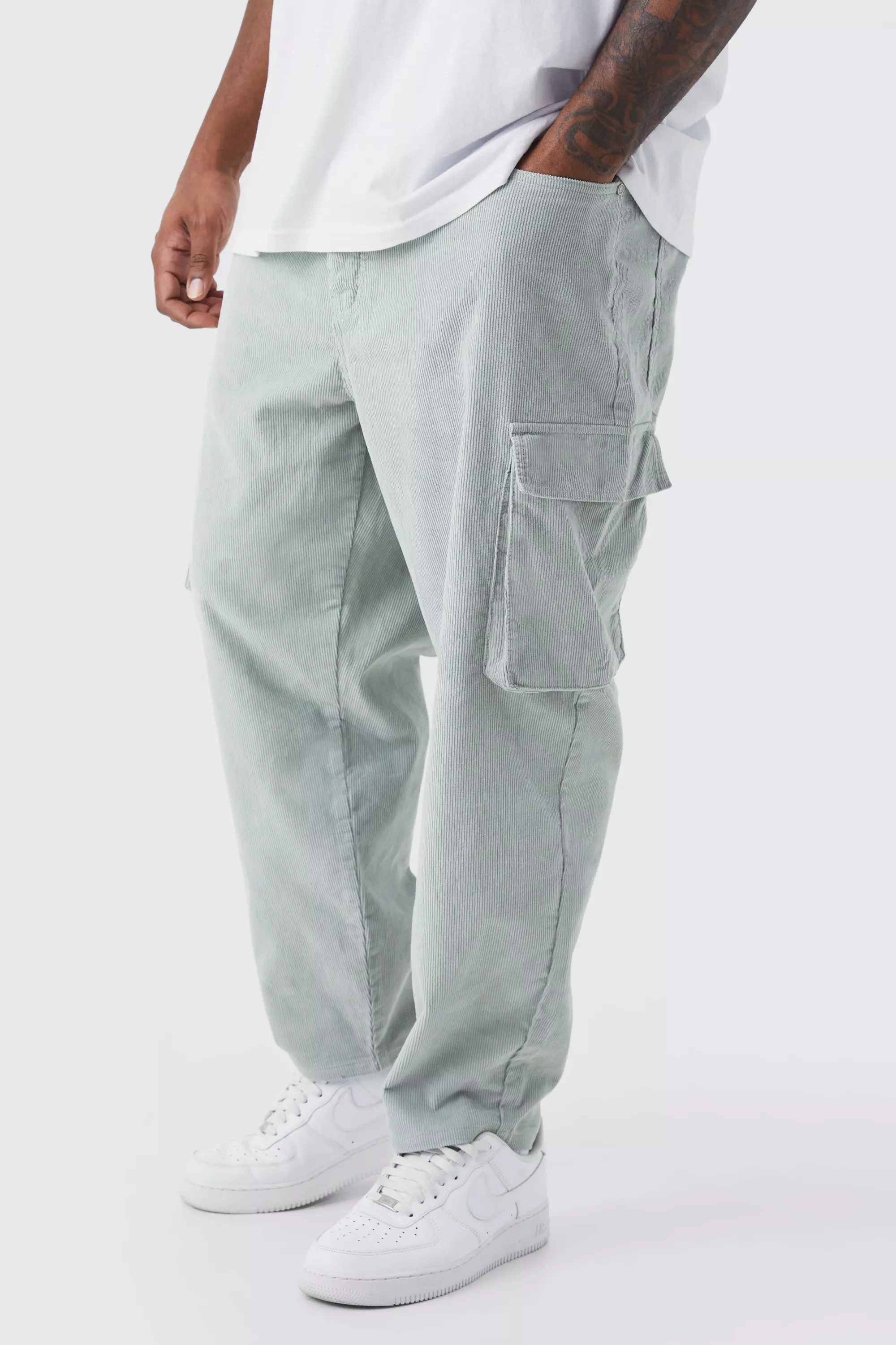 Plus Fixed Waist Relaxed Tapered Cargo Cord Pants
