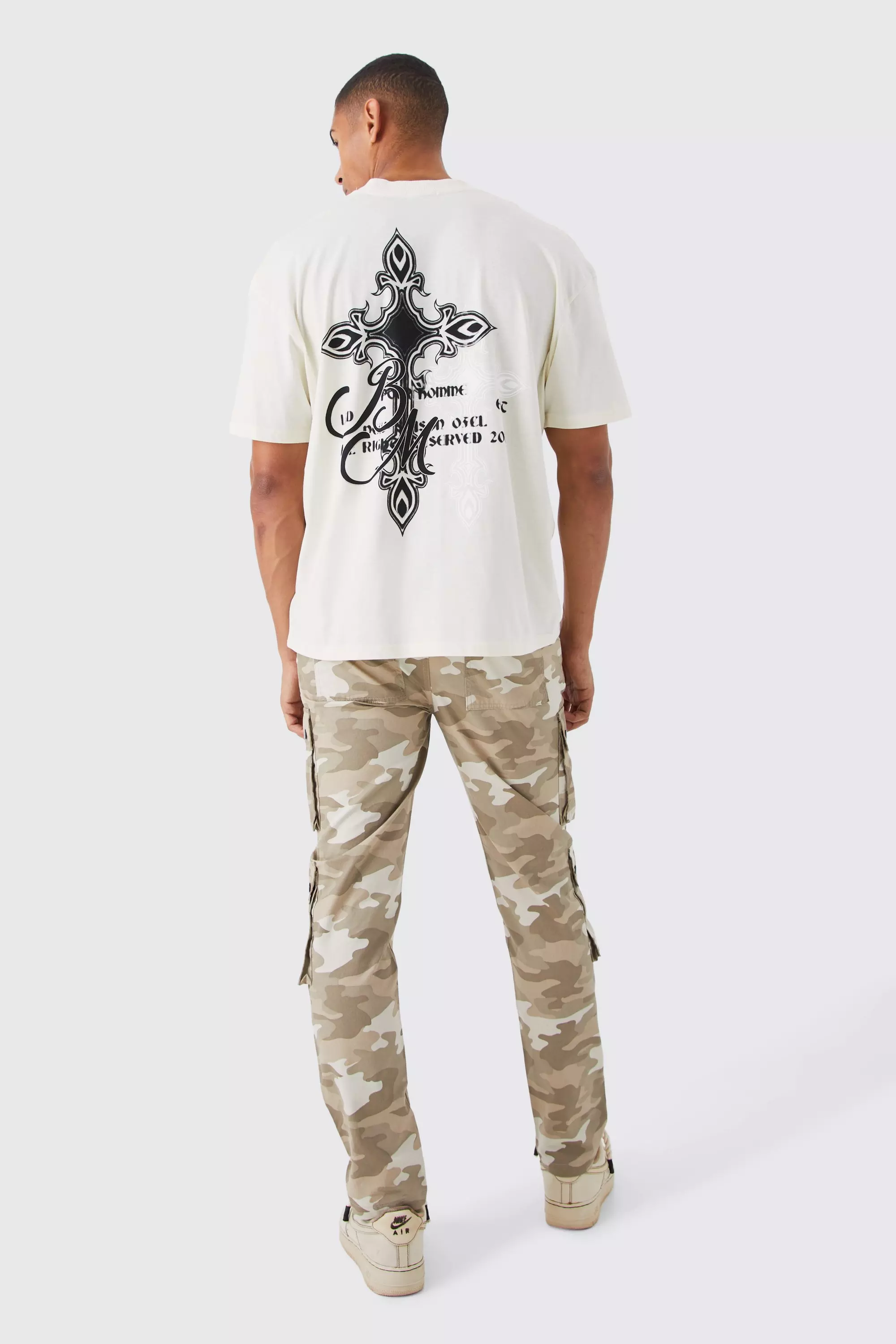 Slim fit best sale camo pants mens