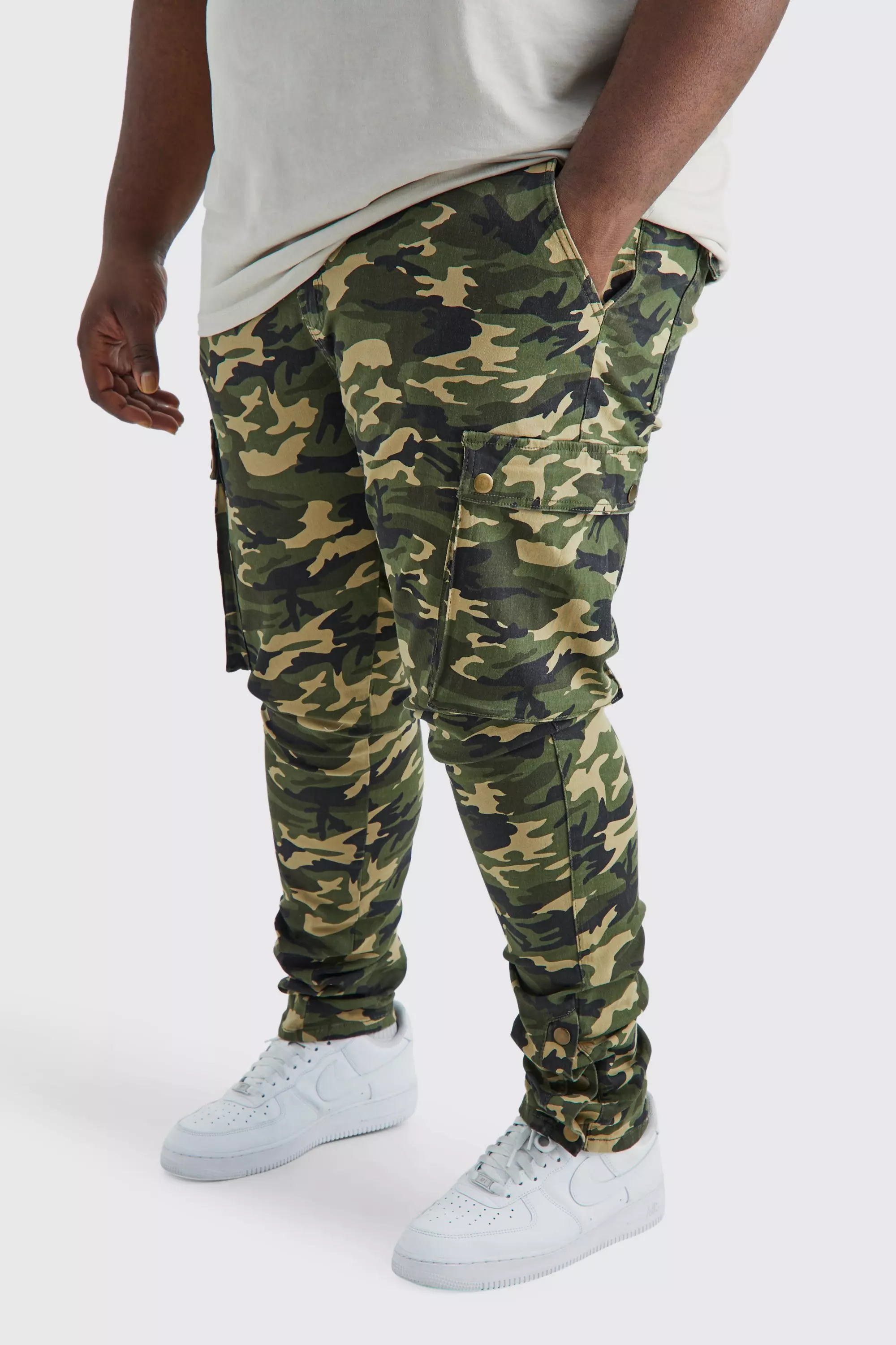 Skinny camo best sale cargo pants