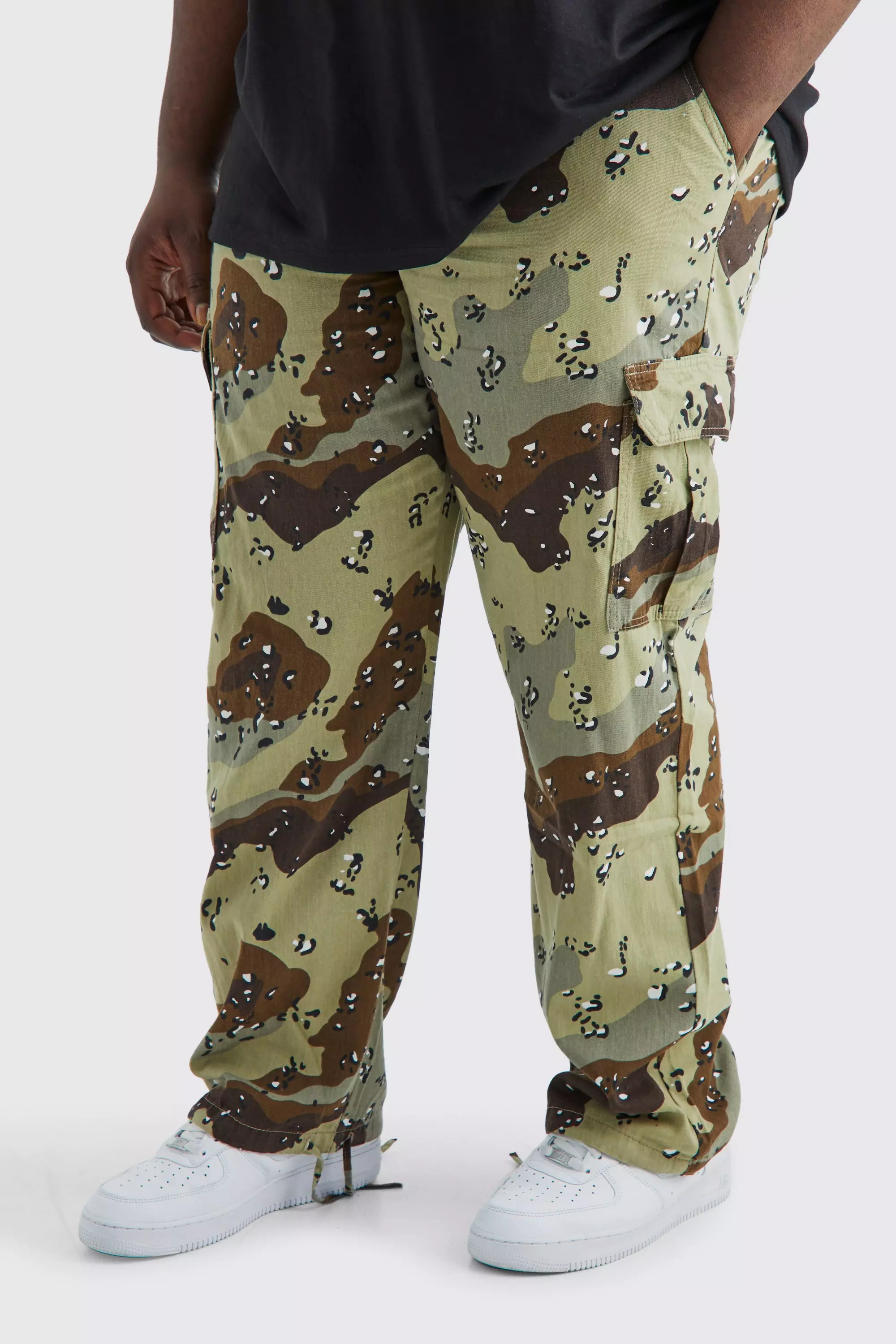 Baggy on sale camo trousers