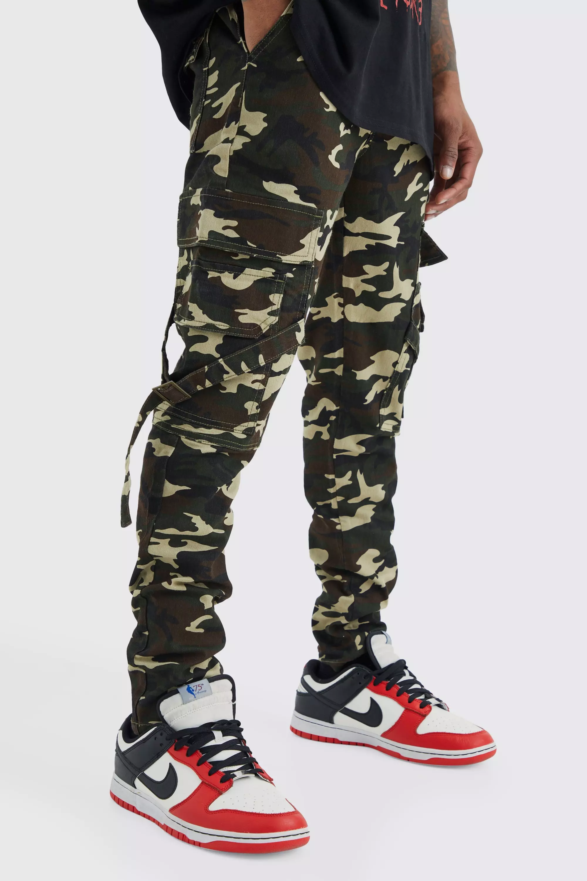 Skinny cargo camo store pants