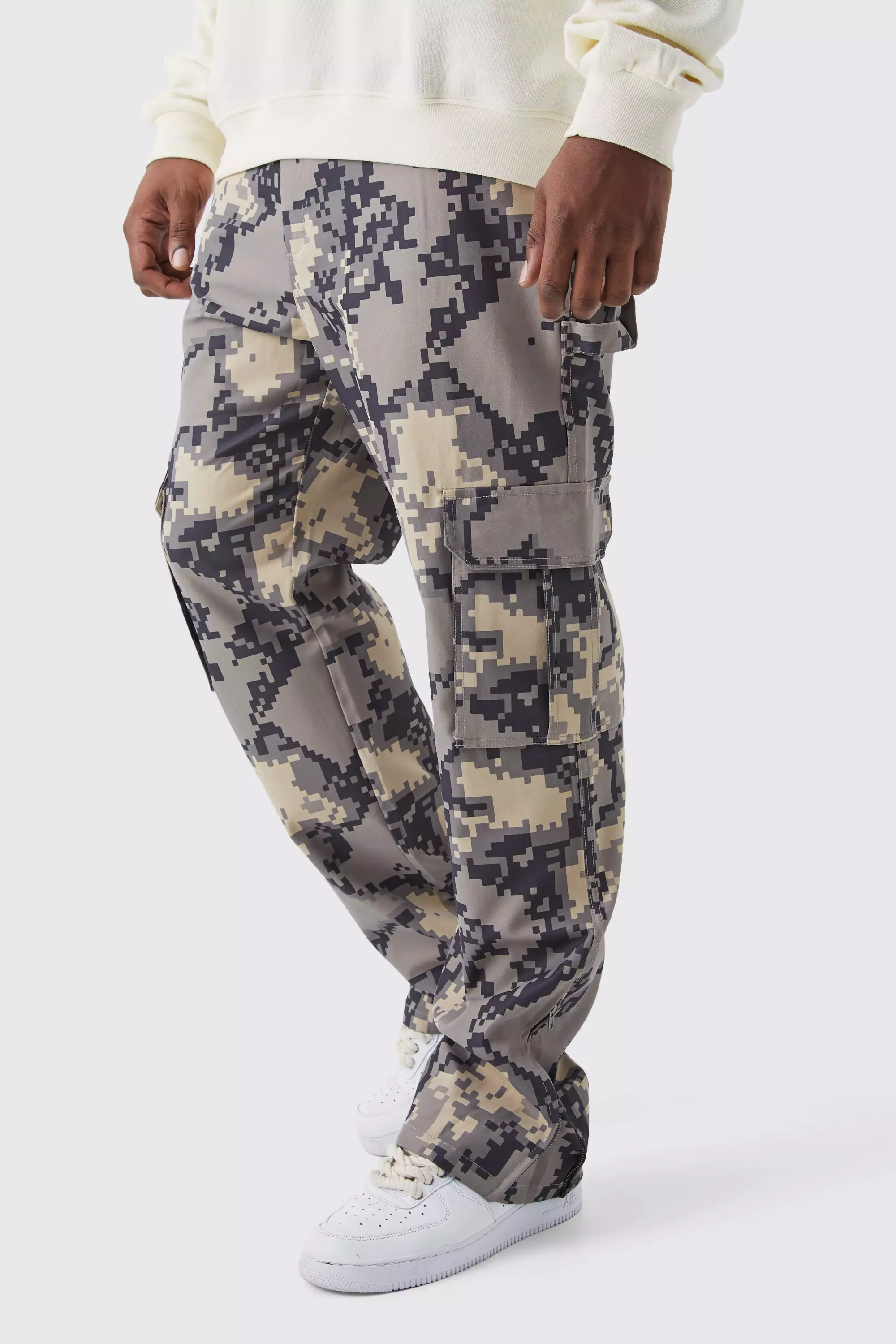 Slim Fit Joggers - Pixla