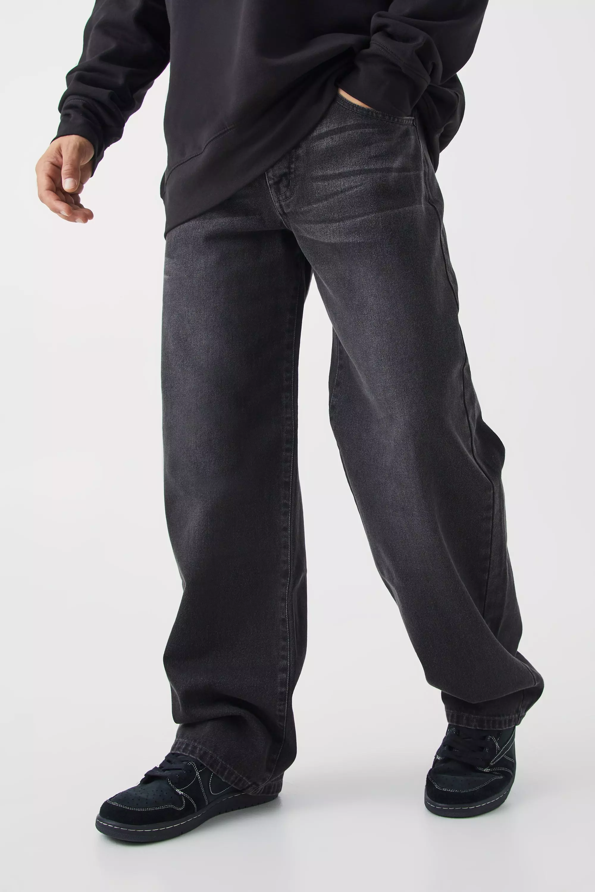 Straight Rigid Extreme Rip Gusset Detail Jean