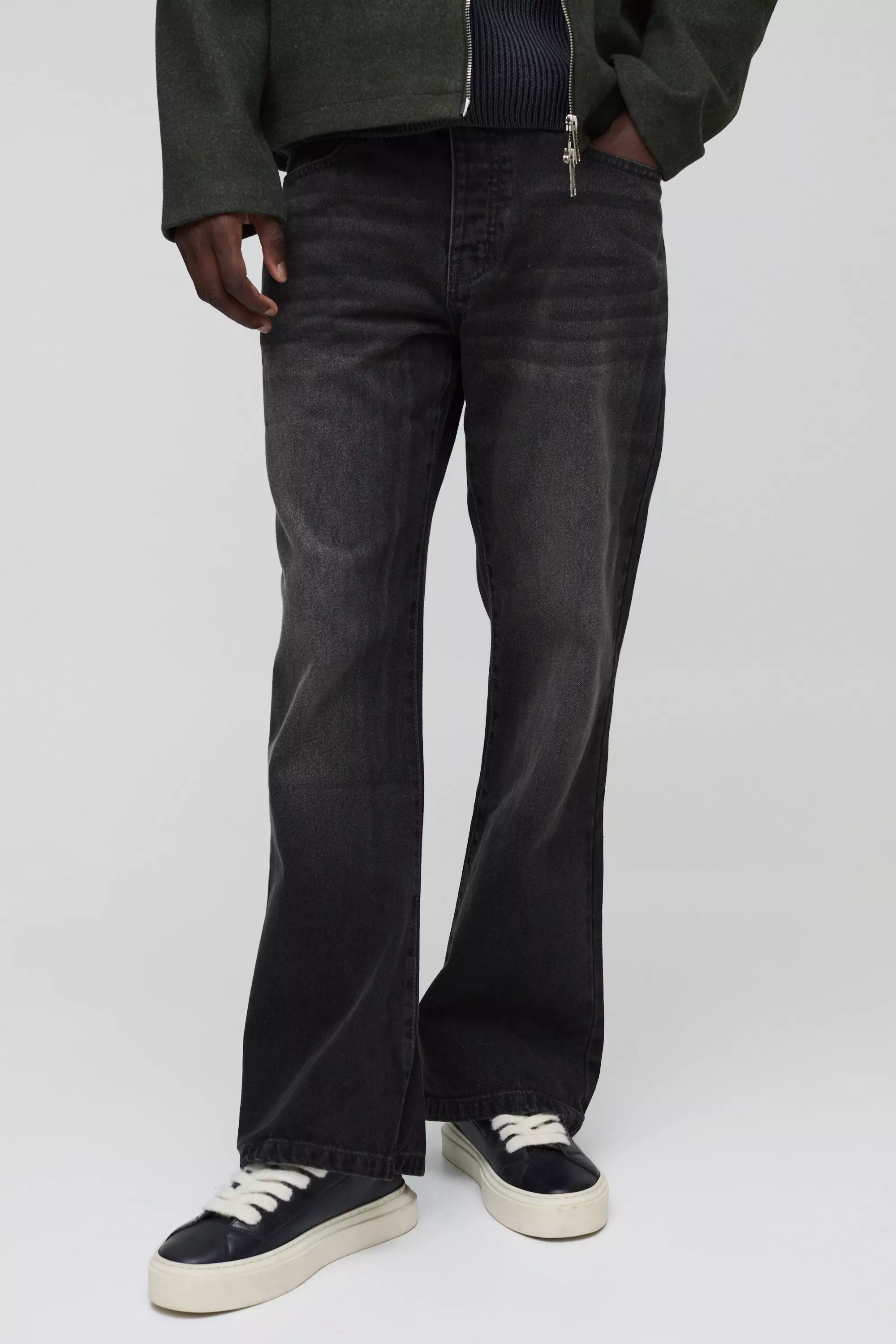 Relaxed Fit Rigid Flared Jeans