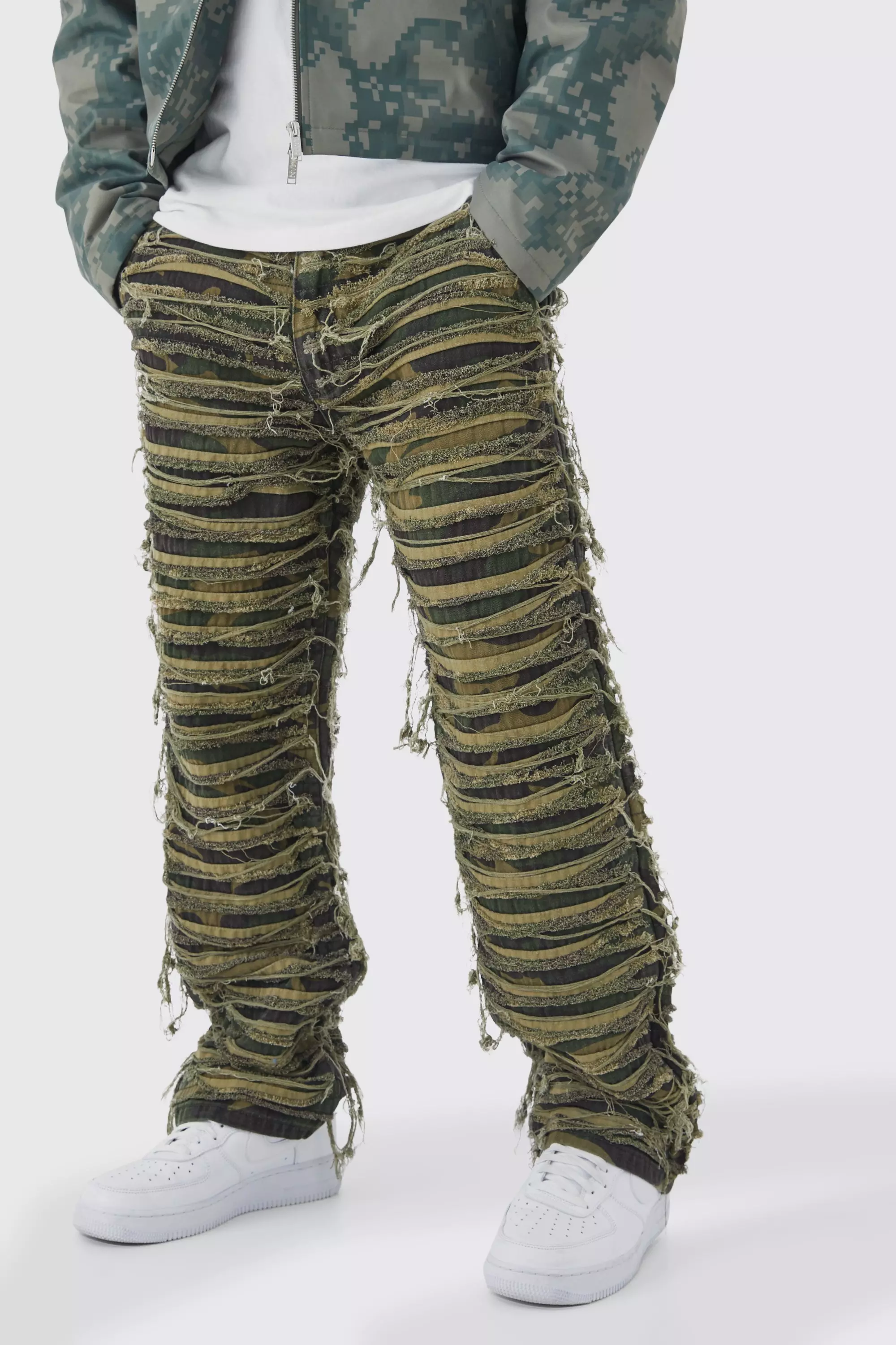 Distressed sale camo joggers