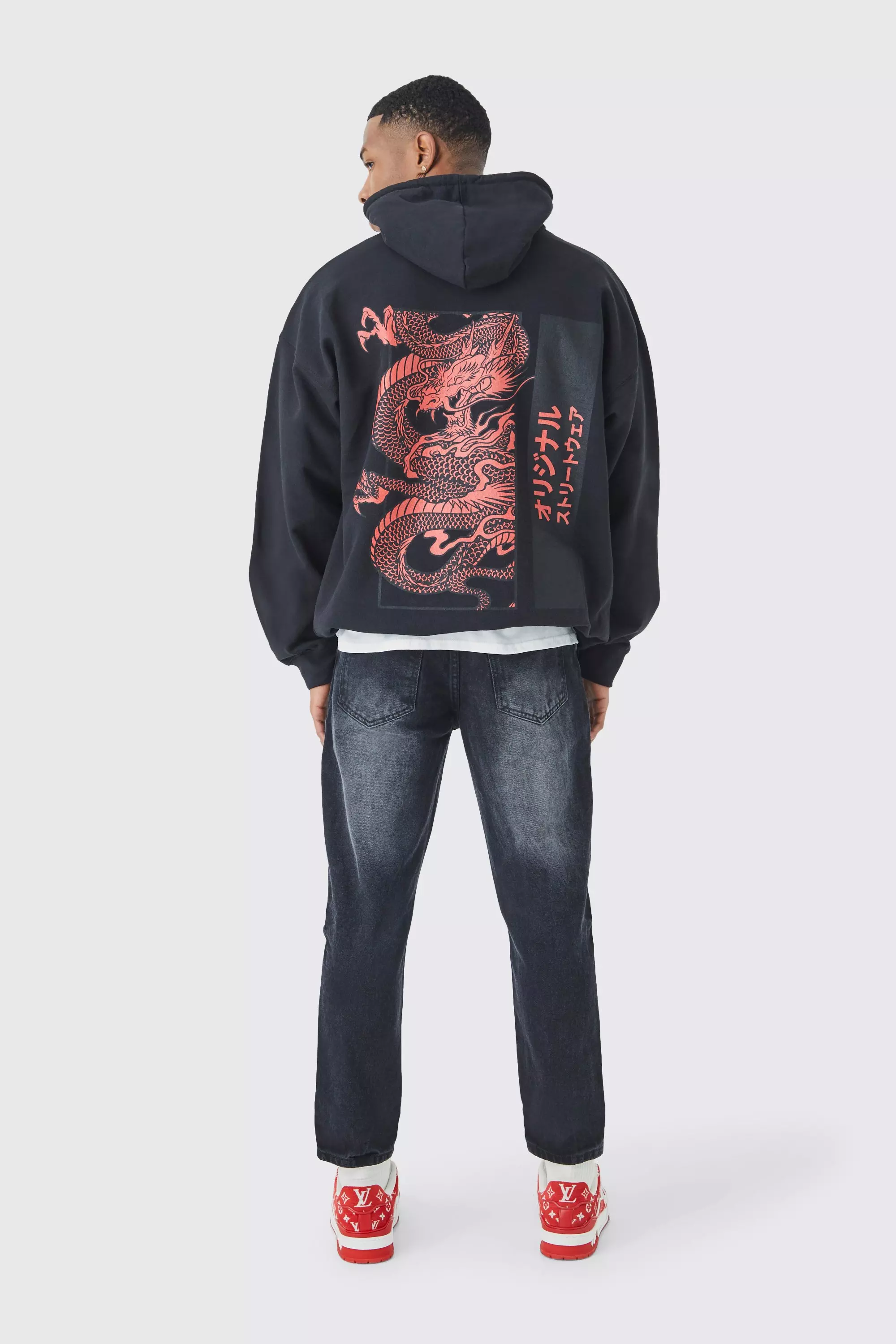 Hoodie hot sale with dragon