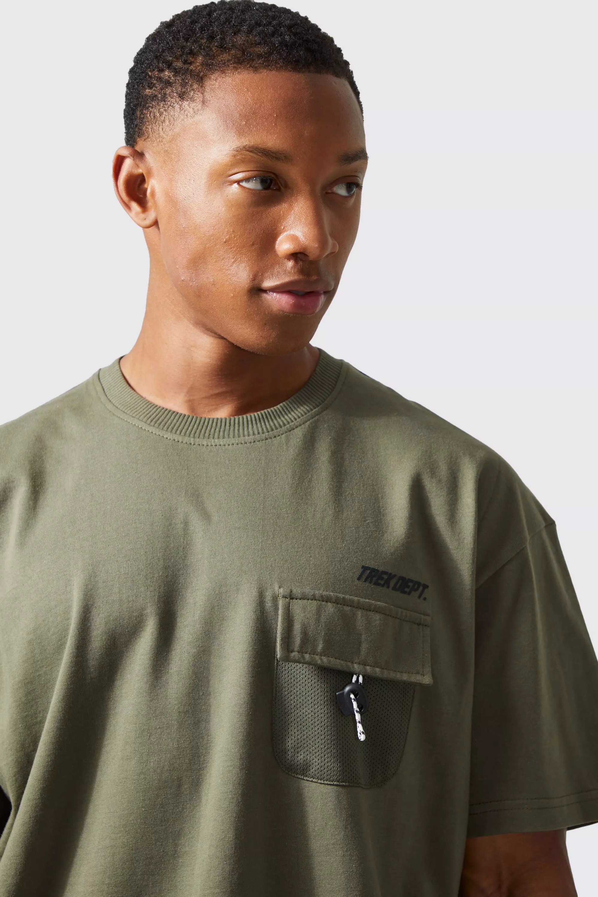 Active Oversized Mesh Pocket Trek T-shirt