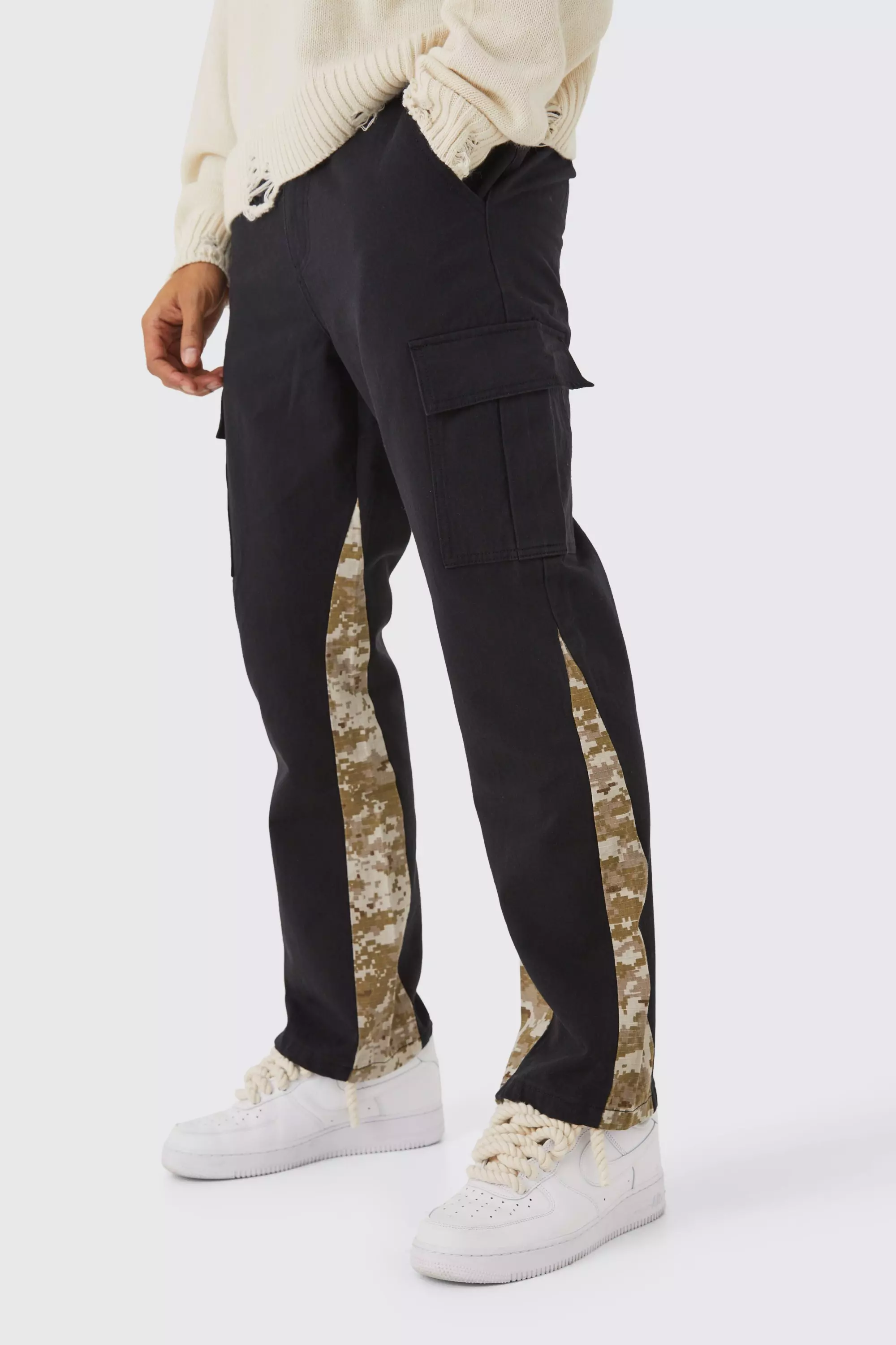 Flared cargo trousers