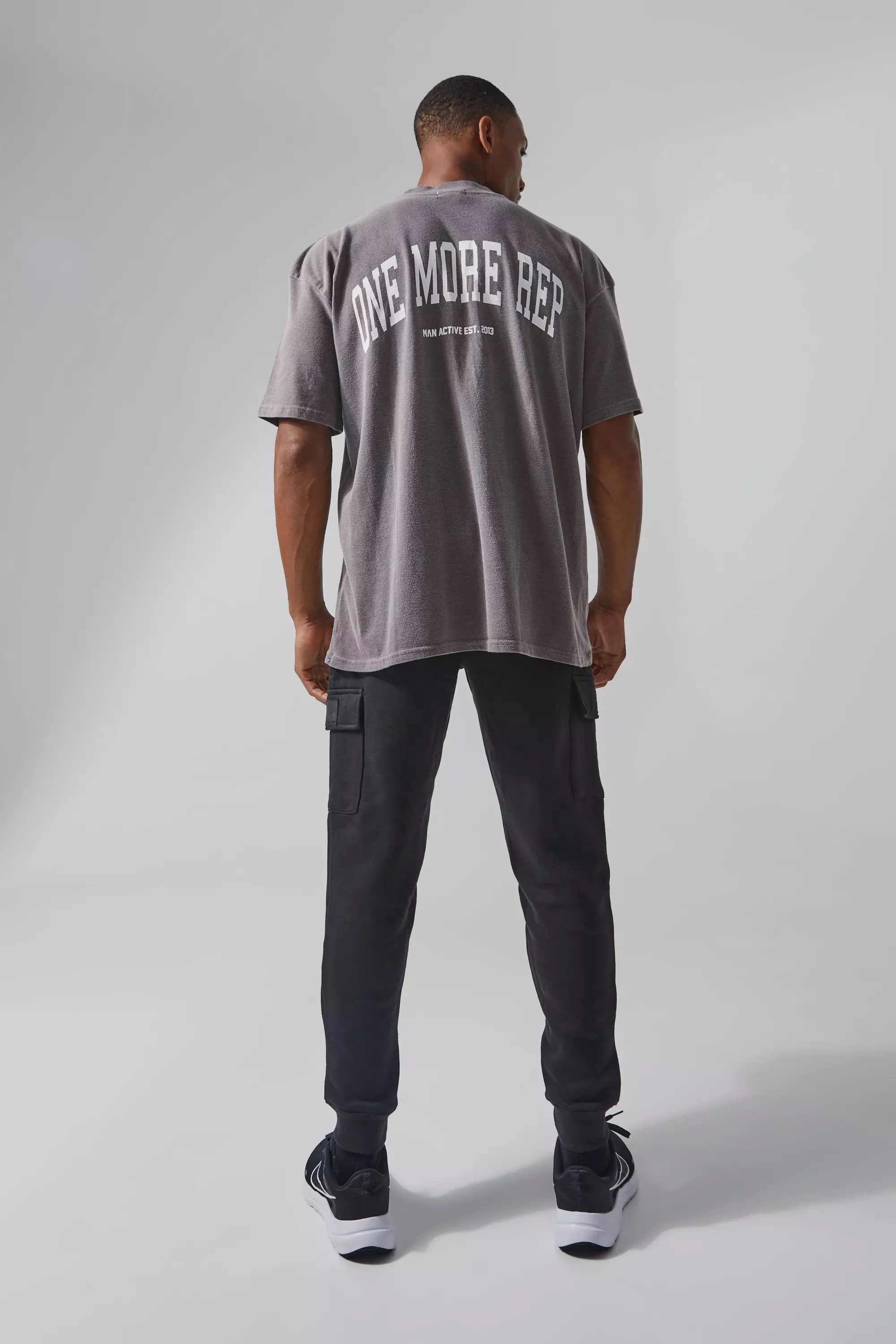 Man Active Oversized Overdye Rep T-shirt | boohooMAN USA
