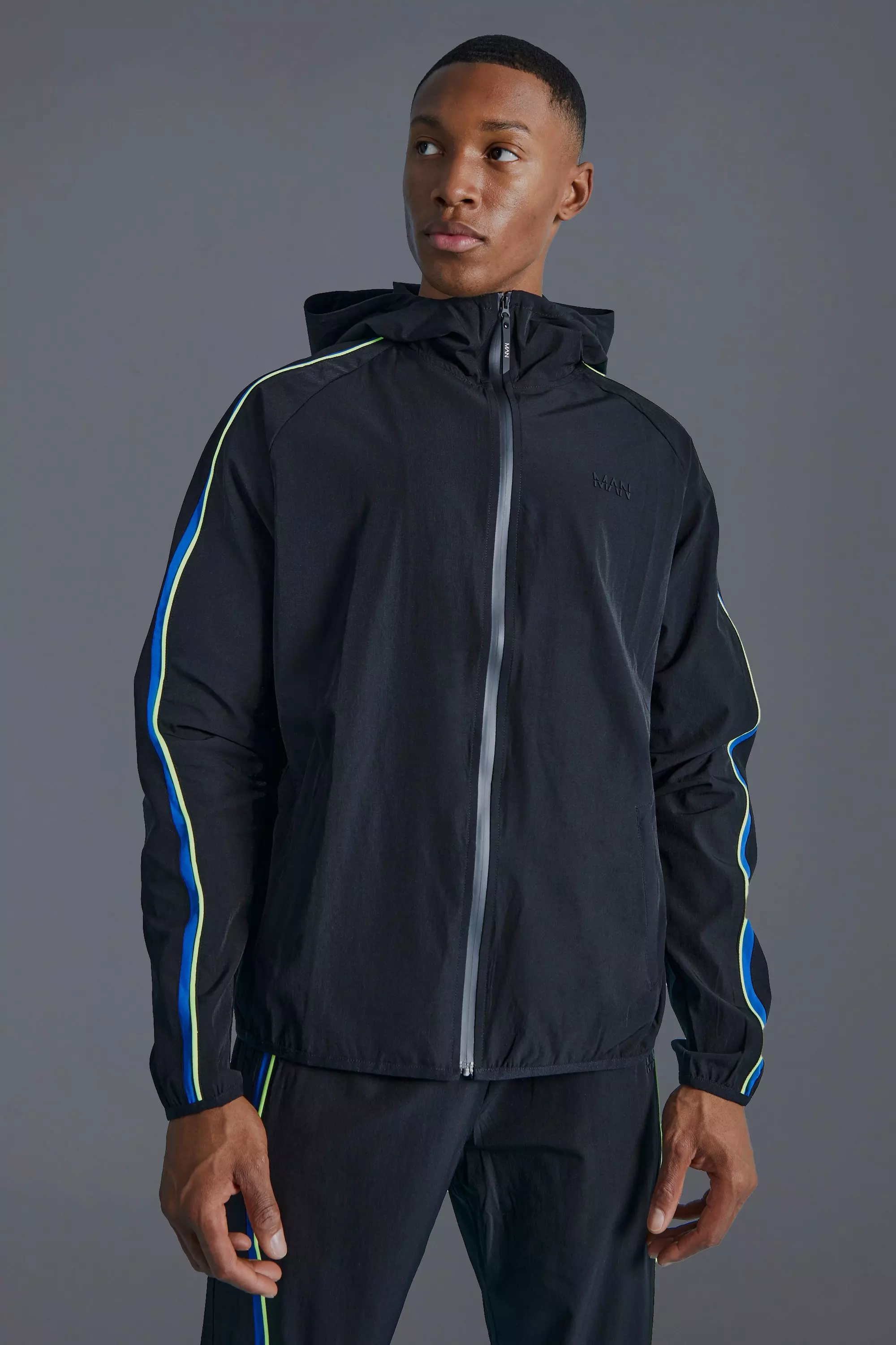 Nike colour shop block windbreaker jacket