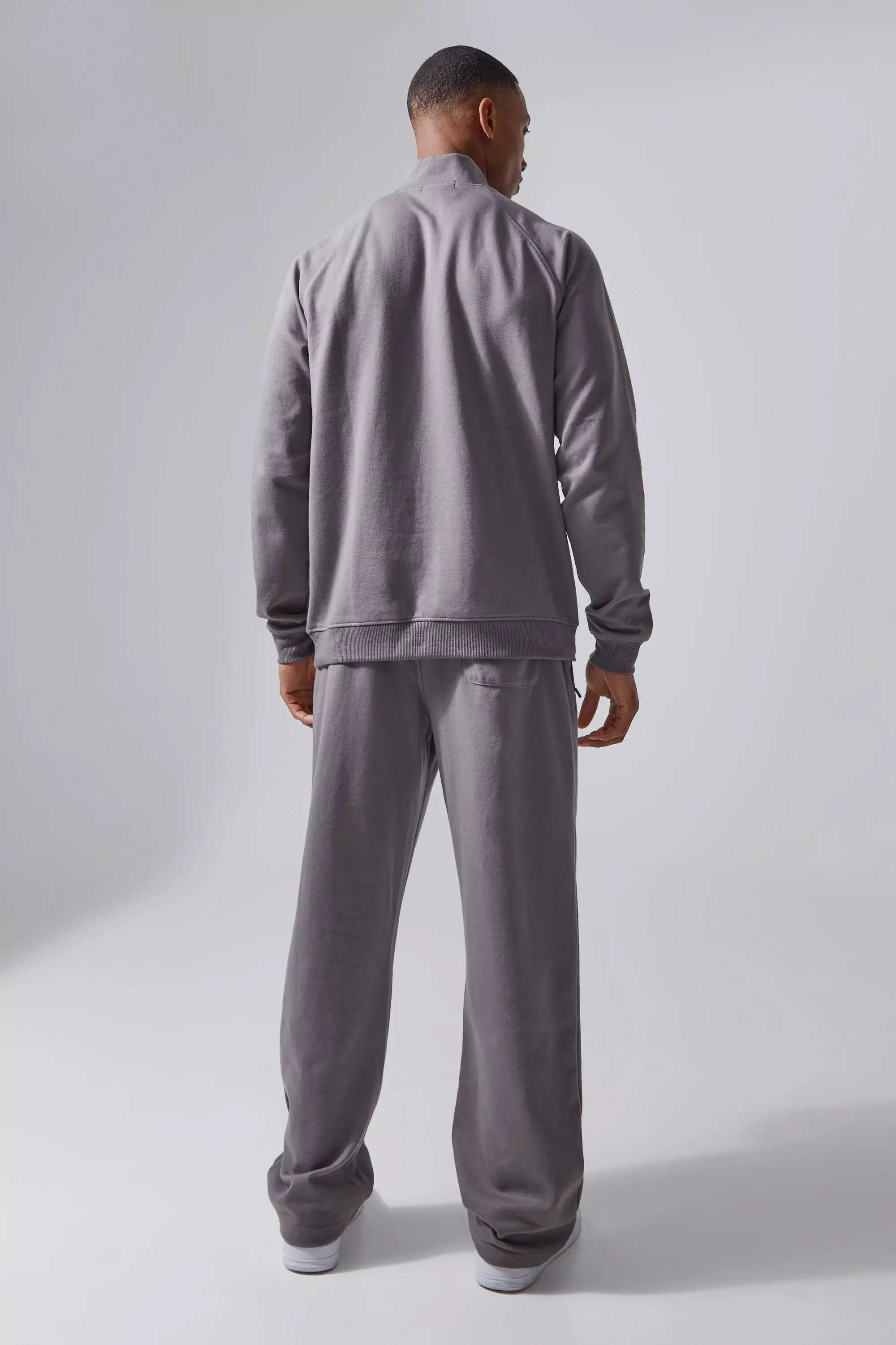 Man Active Fleece 1/4 Zip And Jogger Tracksuit