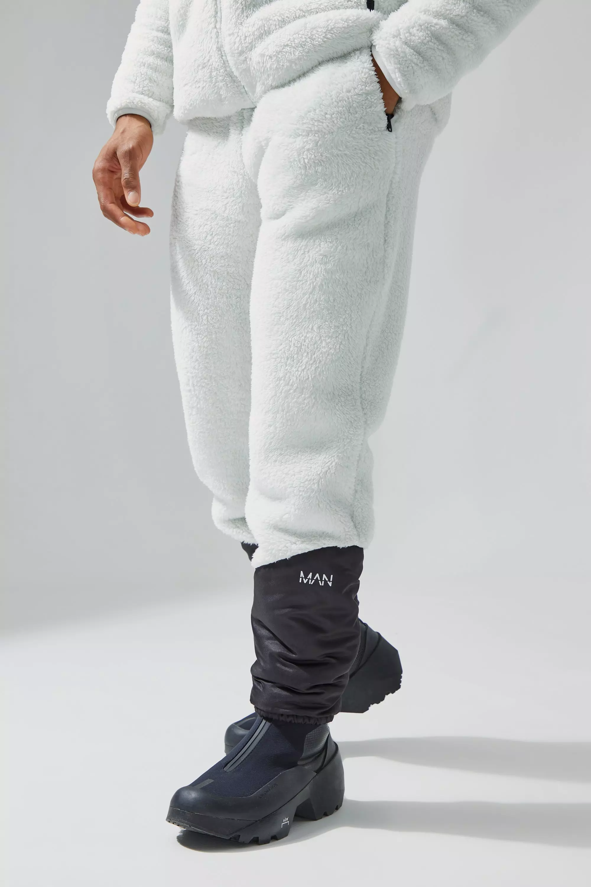 Borg joggers sales