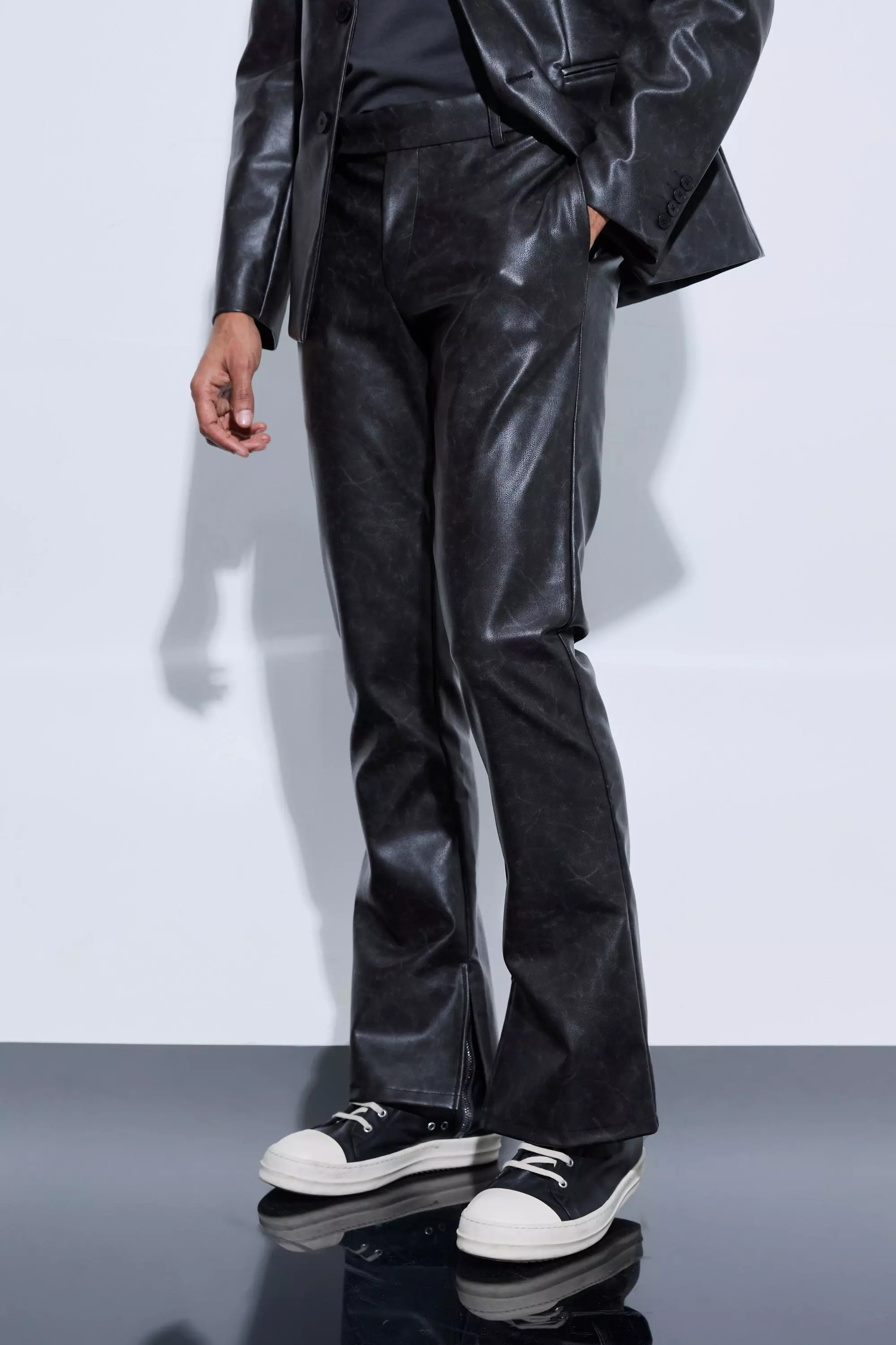 Tailored flared trousers