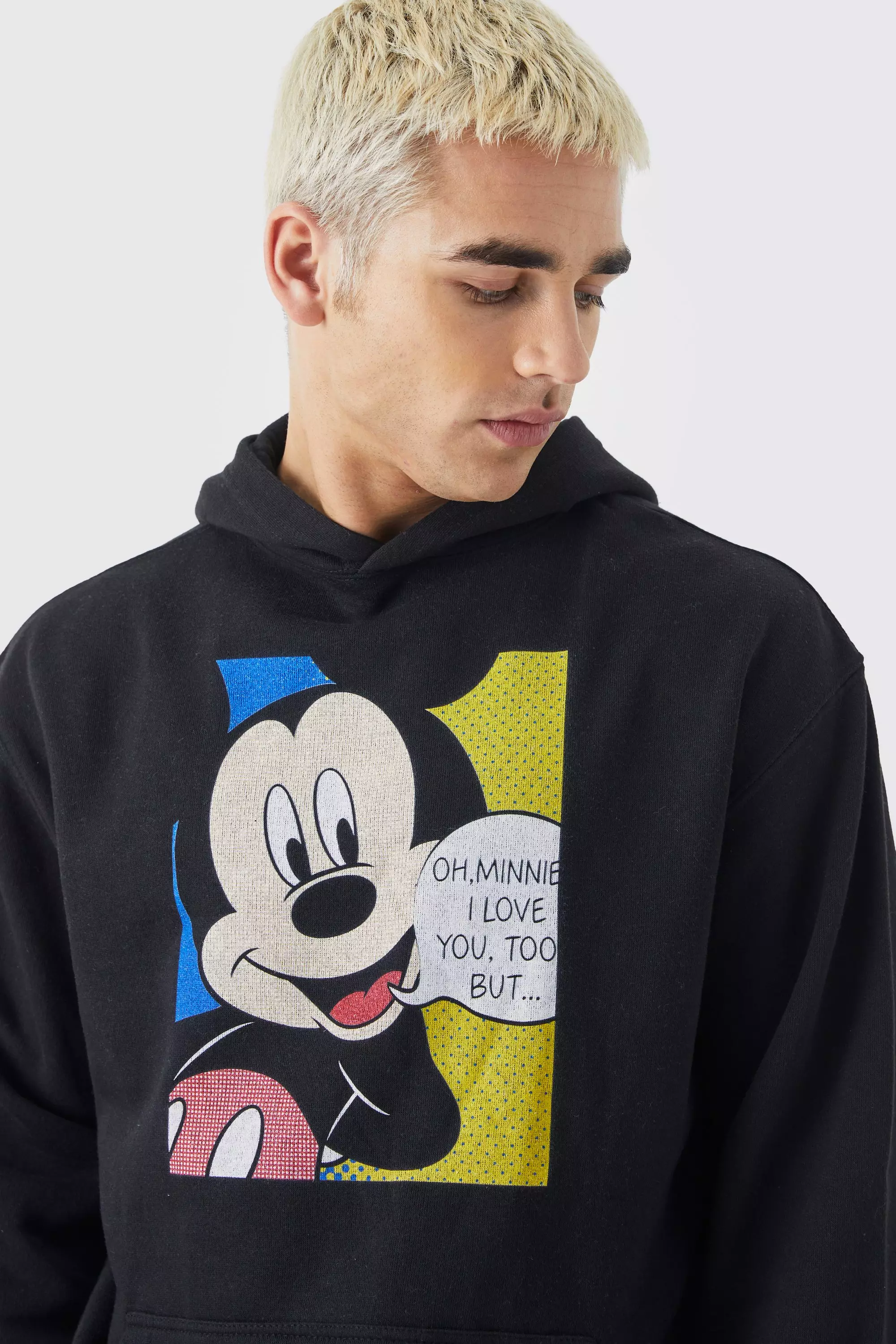 Pull and bear mickey mouse 2024 sweatshirt