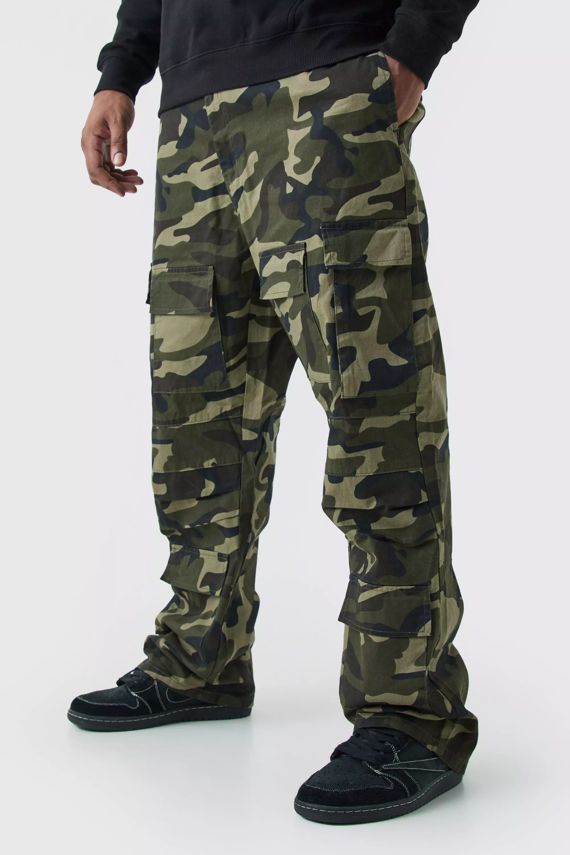 Carhartt camo hot sale cargo pants