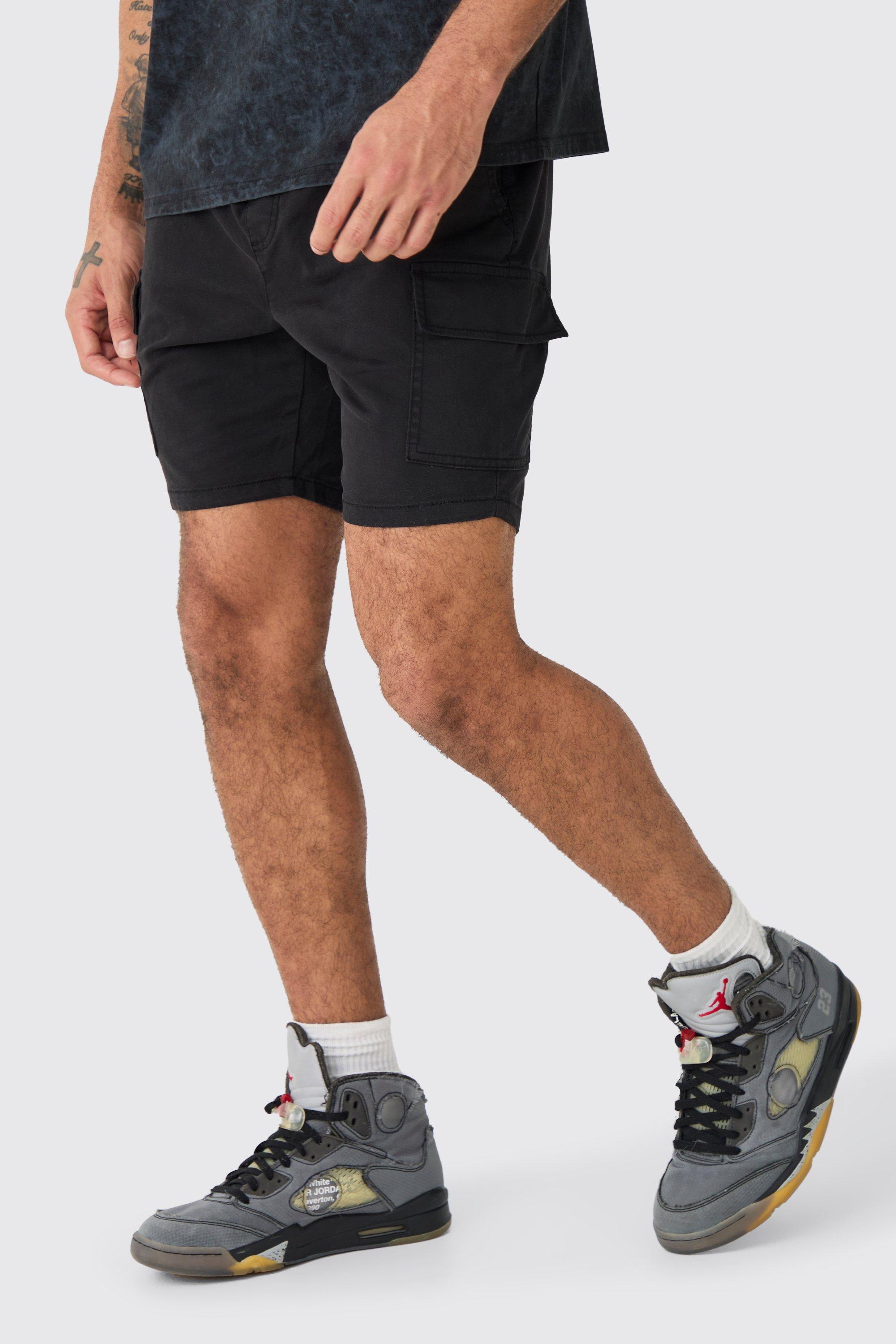 Image of Skinny Fit Cargo Shorts in Black, Nero