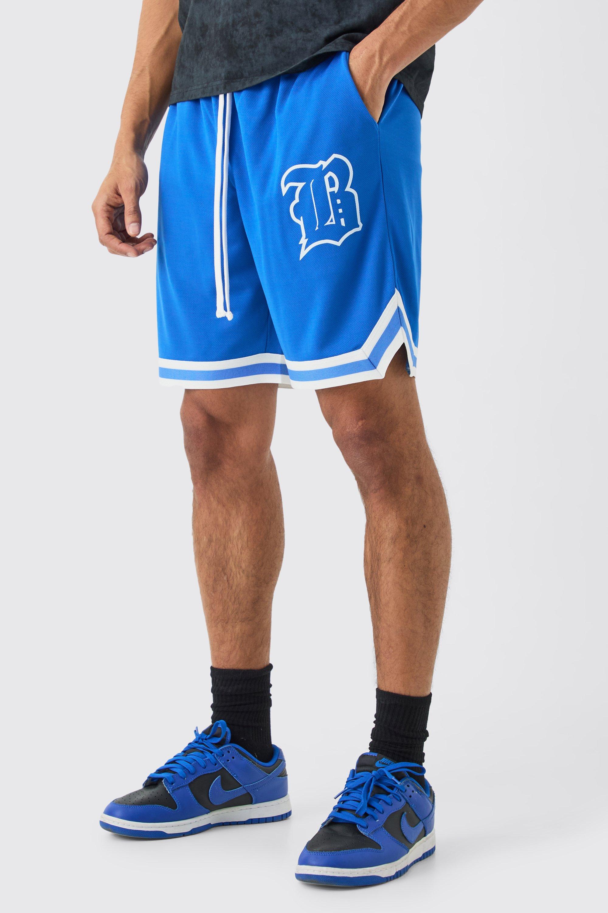 Image of Pantaloncini da basket comodi in rete con applique di lettera B, Azzurro