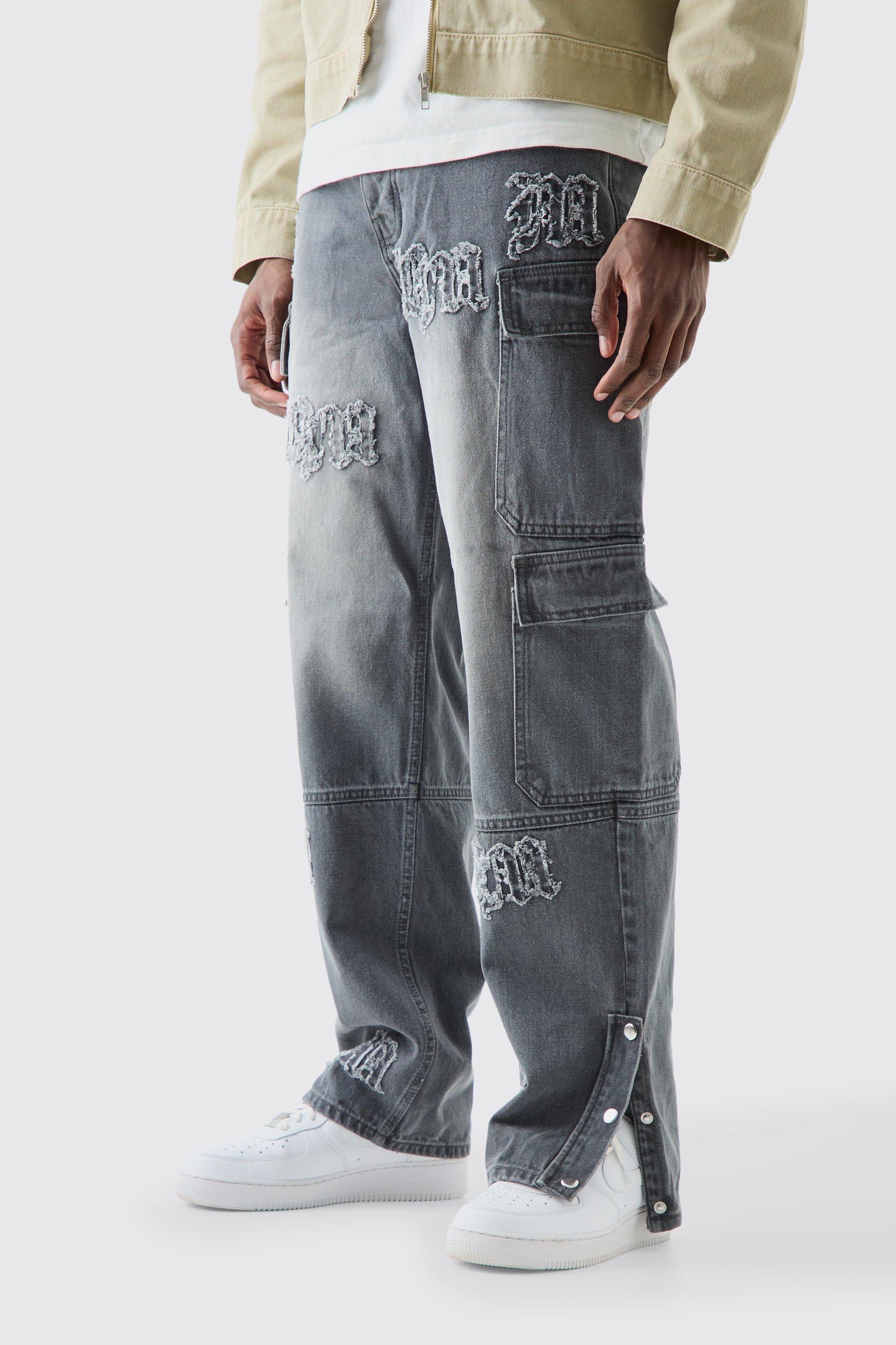 Image of Jeans extra comodi grigi in denim rigido con applique BM e tasche Cargo, Grigio
