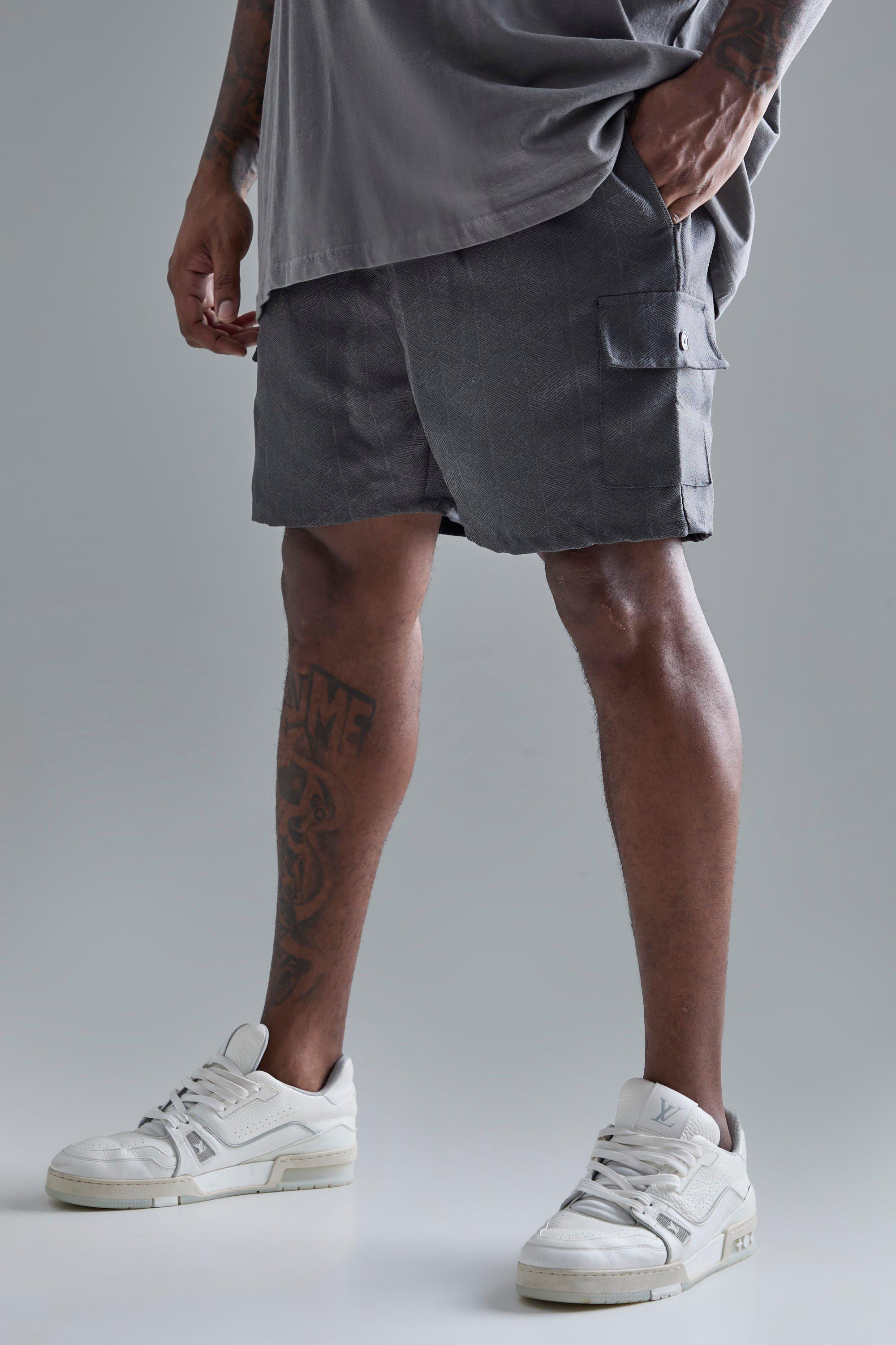 Mens Grey Plus Elasticated Waist Textured Cargo Short In Charcoal, Grey