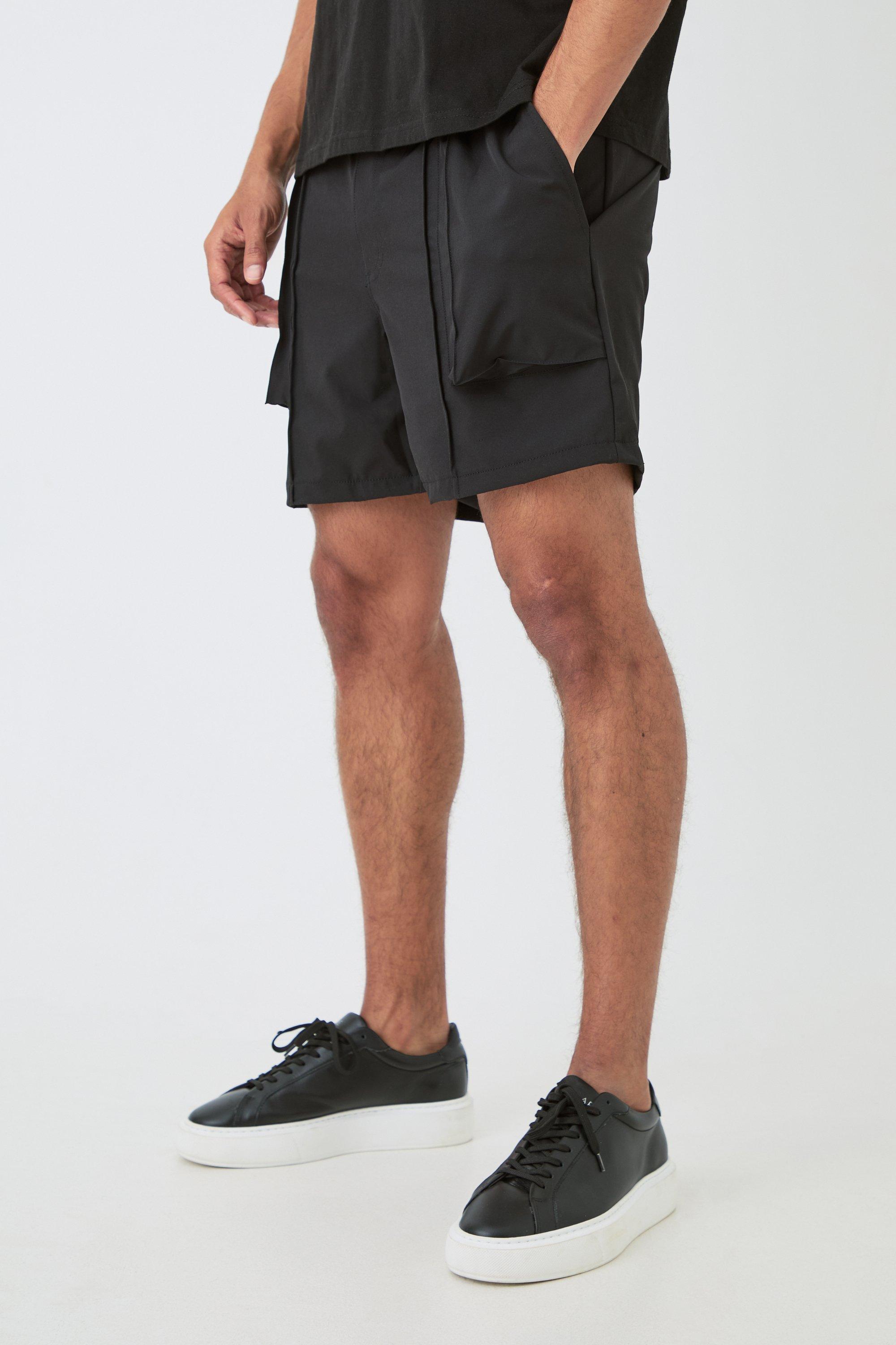 Mens Black Technical Stretch Smart Pleat Short, Black