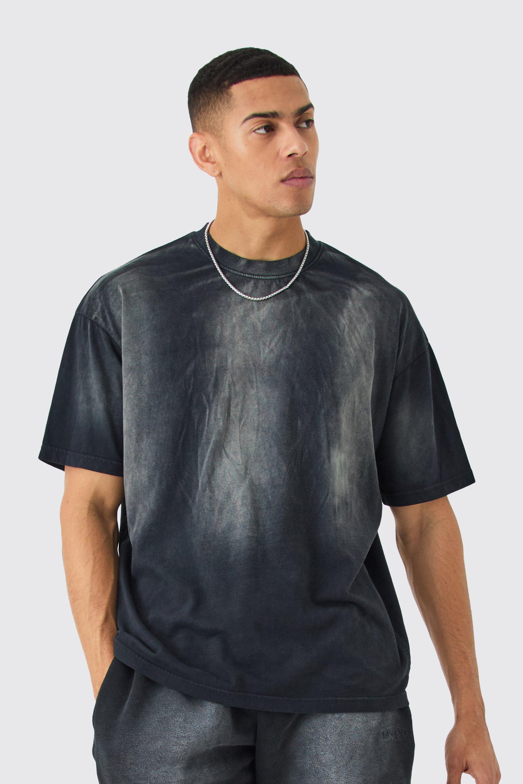 Image of Man Oversized Extended Neck Sun Bleach T-shirt, Nero