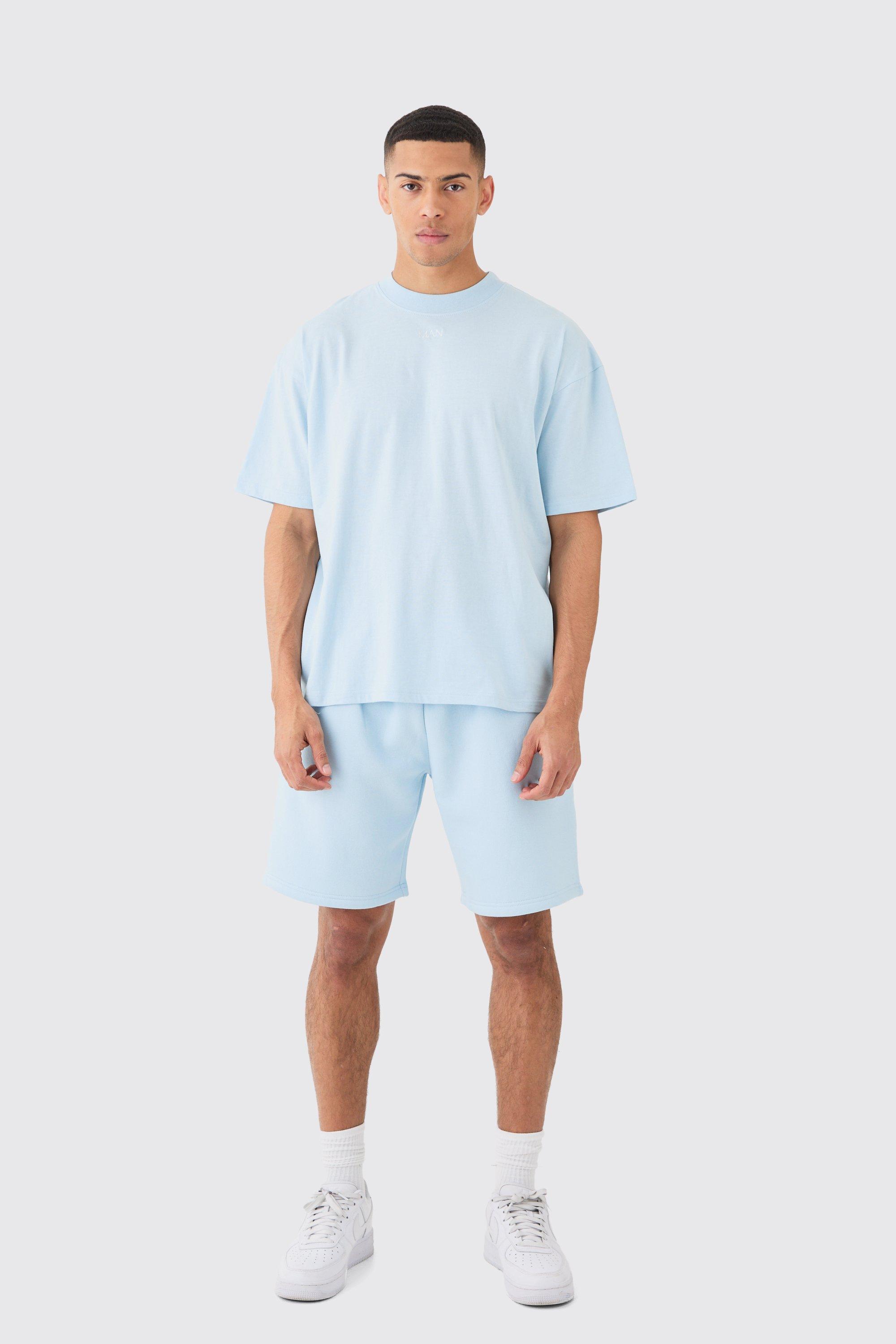 Image of Set T-shirt Man oversize con girocollo esteso & pantaloncini rilassati, Azzurro