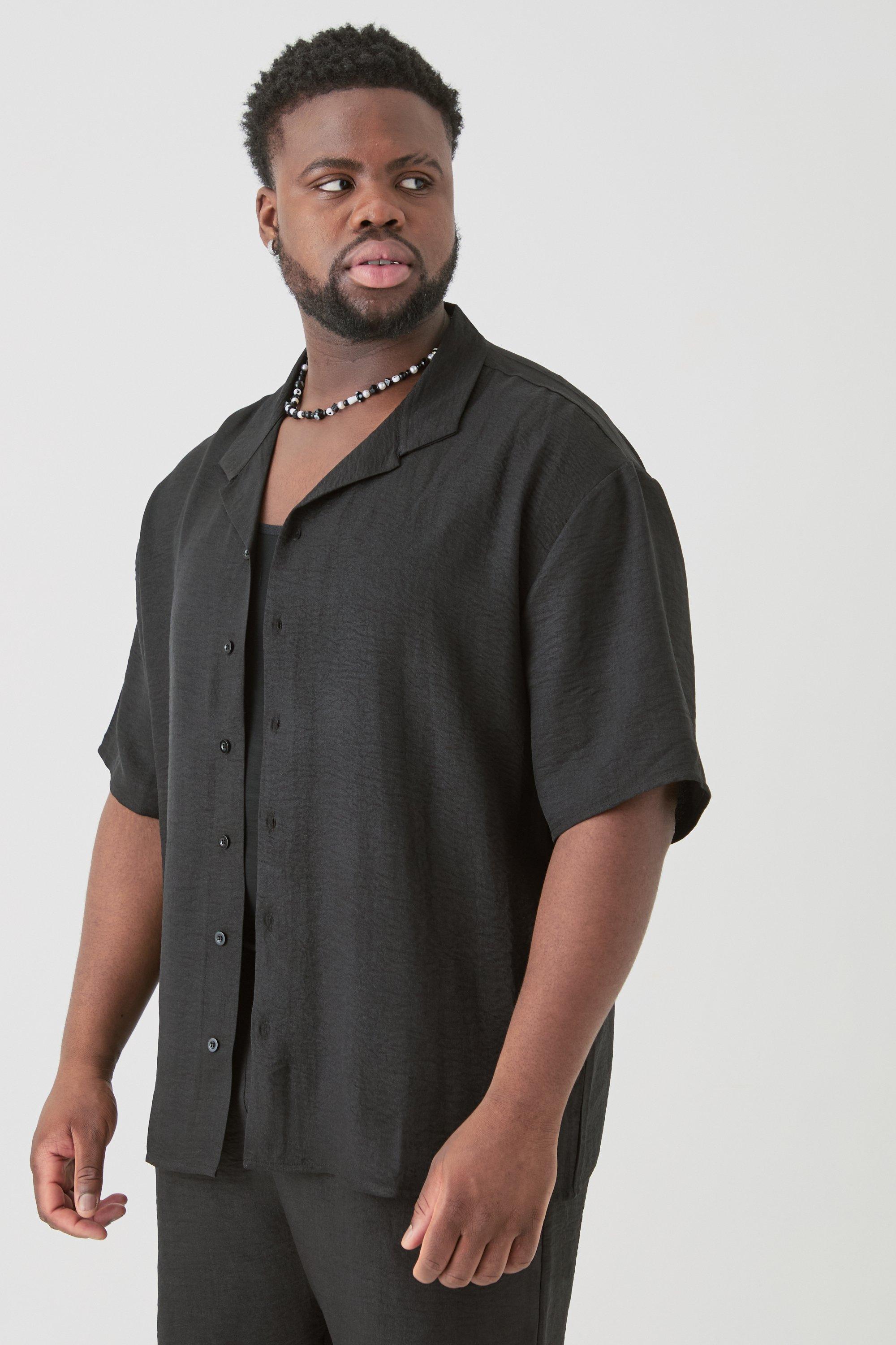 Image of Camicia Plus Size a maniche corte in lino nera con rever scesi, Nero