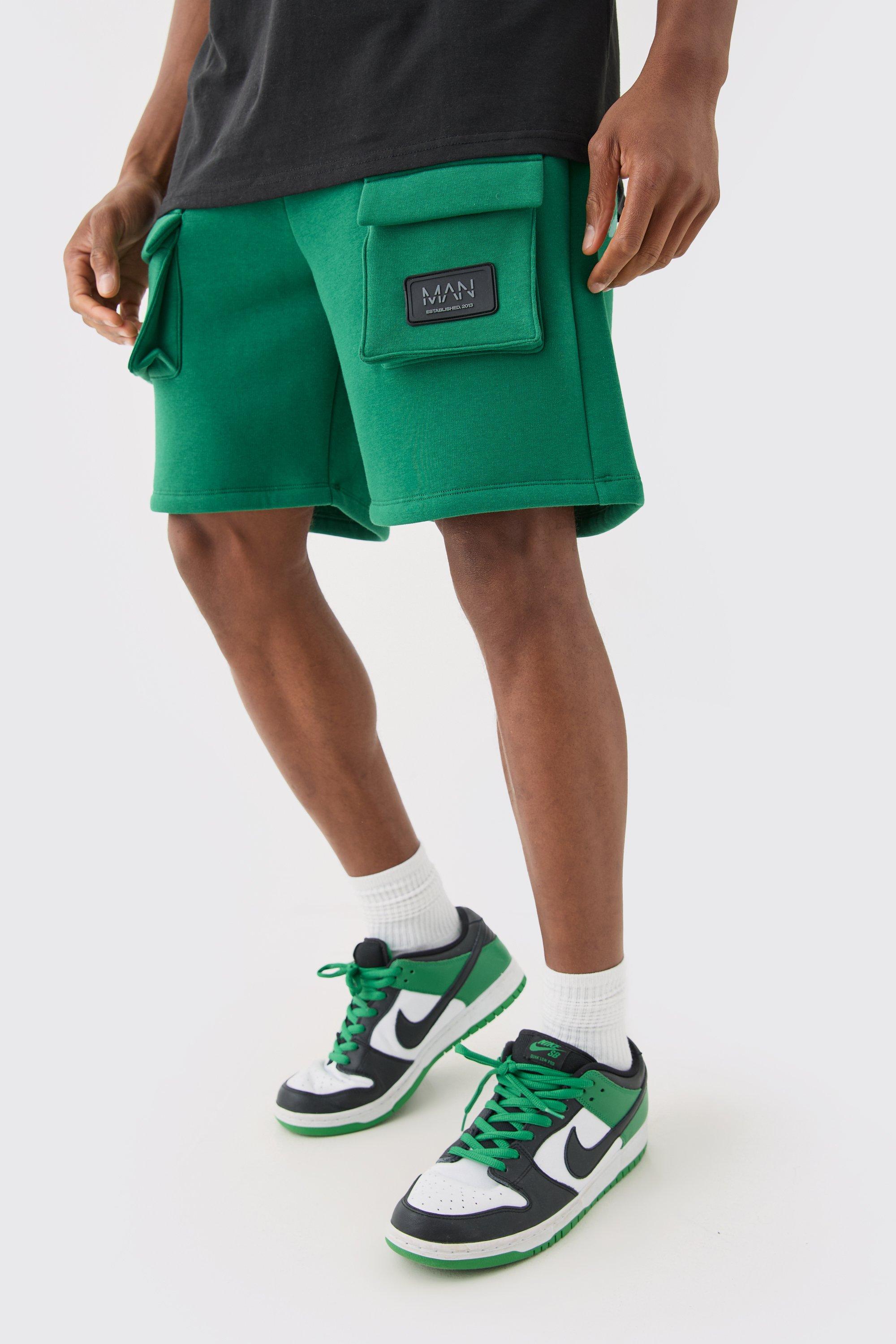 Image of Relaxed Cargo Tab Short, Verde