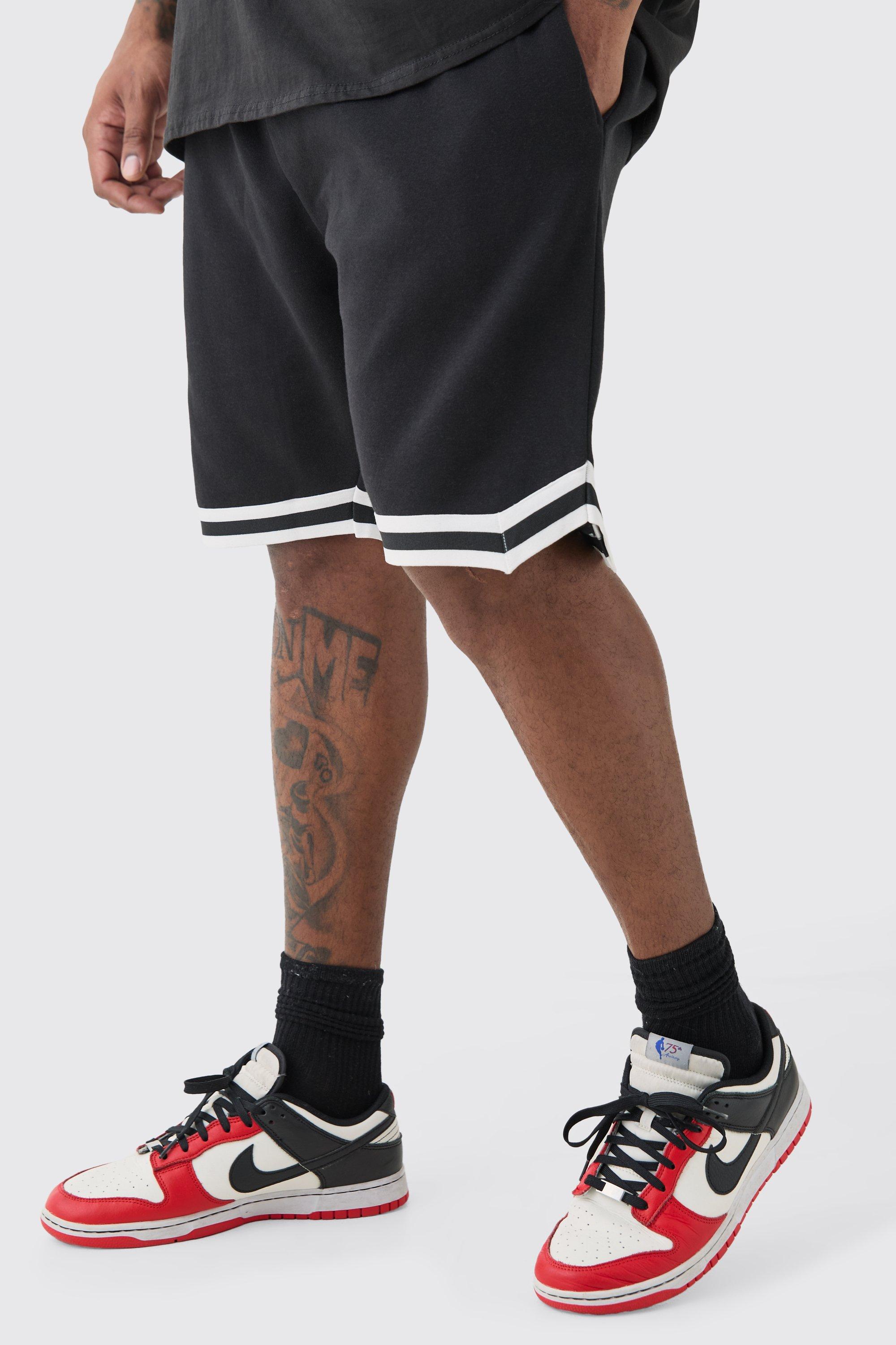 Image of Plus Loose Mid Length Baketball Short In Black, Nero